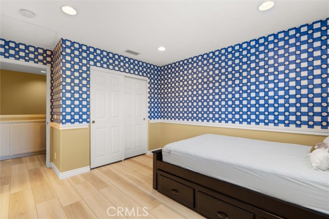 Irvine, California, 92602, United States, 4 Bedrooms Bedrooms, ,3 BathroomsBathrooms,Residential,For Sale,1823267