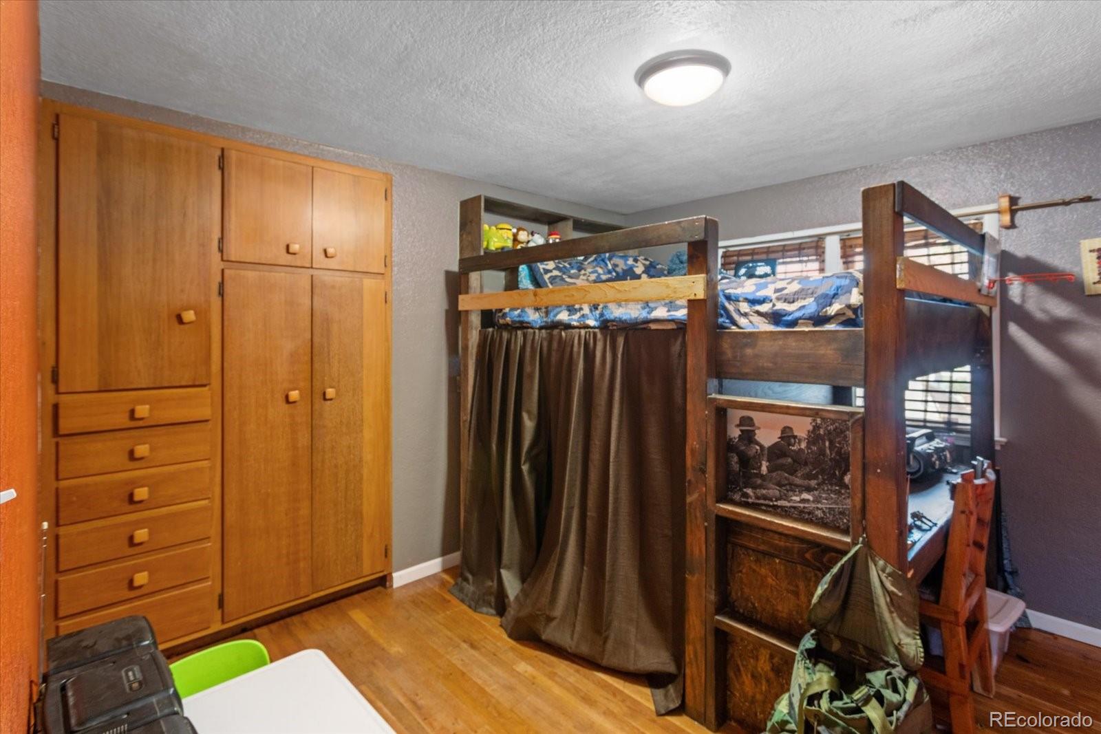 Howard, Colorado, 81233, United States, 4 Bedrooms Bedrooms, ,1 BathroomBathrooms,Residential,For Sale,1900759