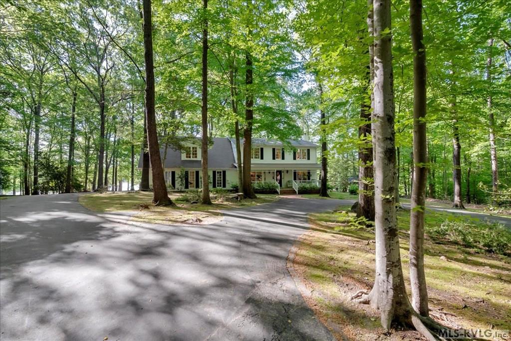 Clarksville, Virginia, 23927, United States, 3 Bedrooms Bedrooms, ,2 BathroomsBathrooms,Residential,For Sale,1805188
