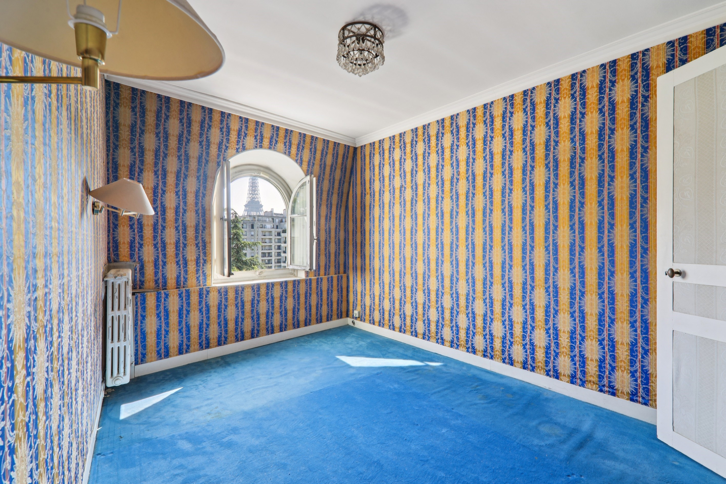  Rare townhouse to be fully renovated, with private garden view on the Eiffel To… - 物件實景