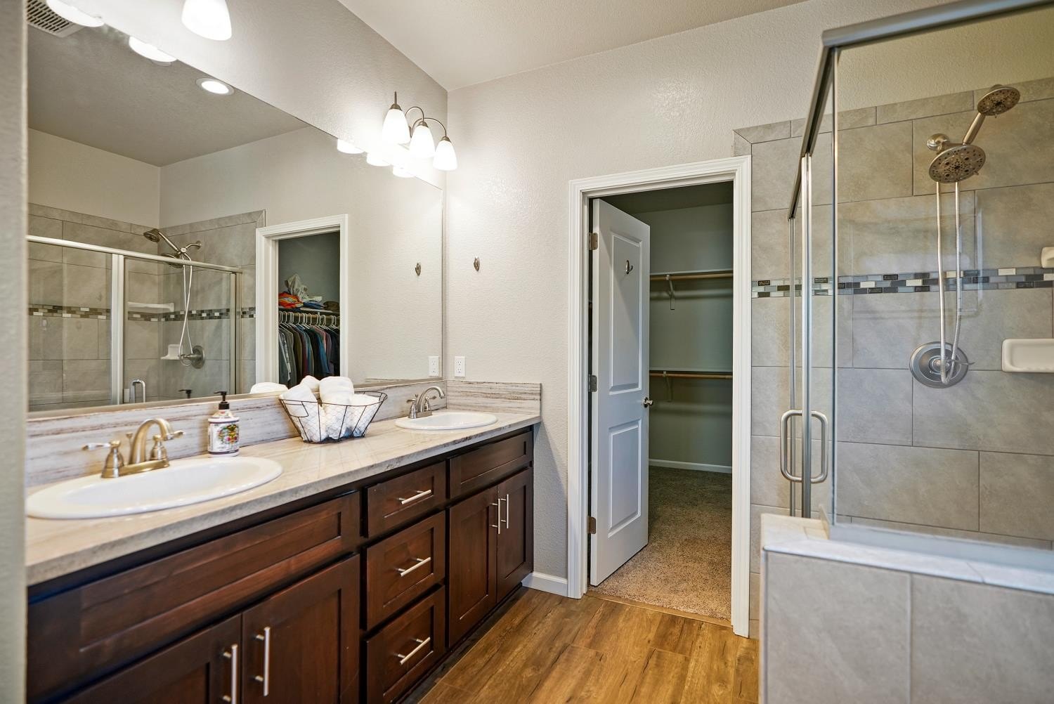 Ione, California, 95640, United States, 4 Bedrooms Bedrooms, ,3 BathroomsBathrooms,Residential,For Sale,1975203