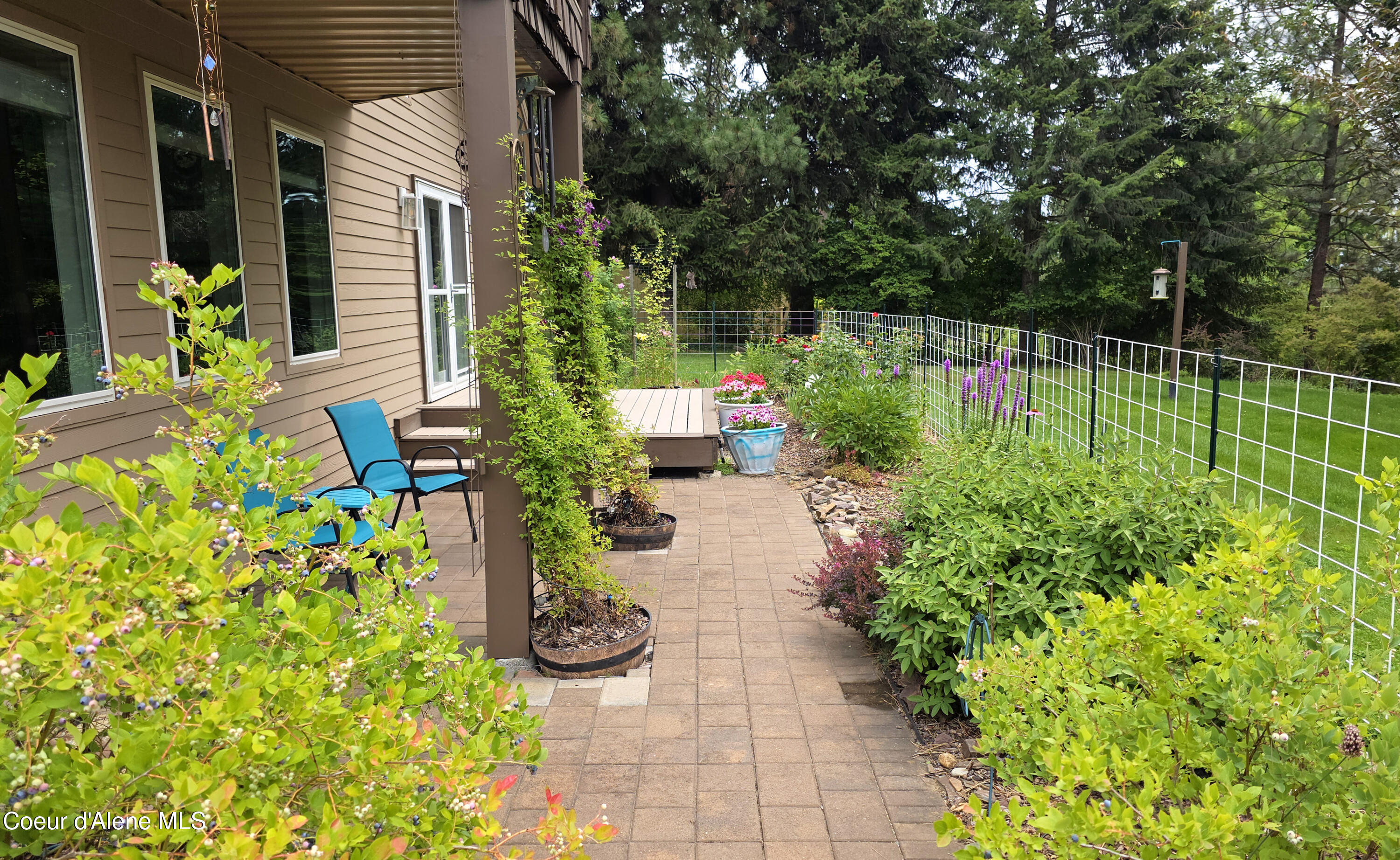 Hauser, Idaho, 83854, United States, 3 Bedrooms Bedrooms, ,3 BathroomsBathrooms,Residential,For Sale,1974734