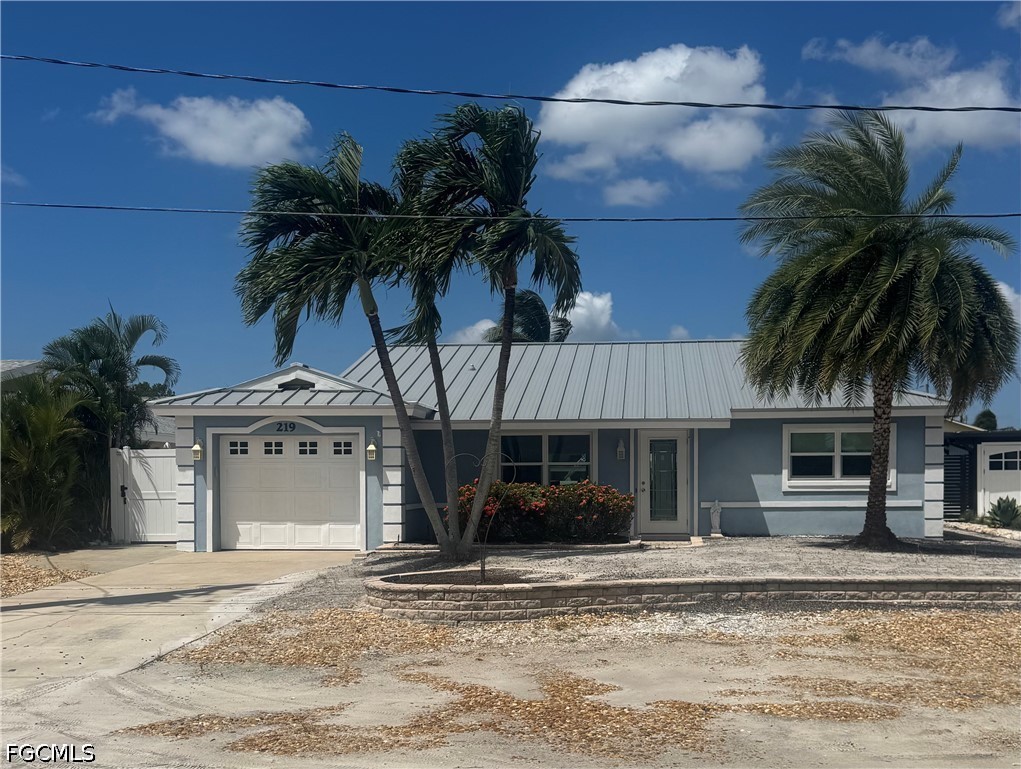 Curlew St, Fort Myers Beach, FL 33931
