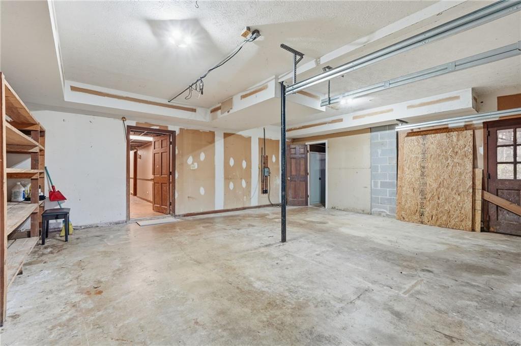 Lilburn, Georgia, 30047, United States, 4 Bedrooms Bedrooms, ,3 BathroomsBathrooms,Residential,For Sale,2005288