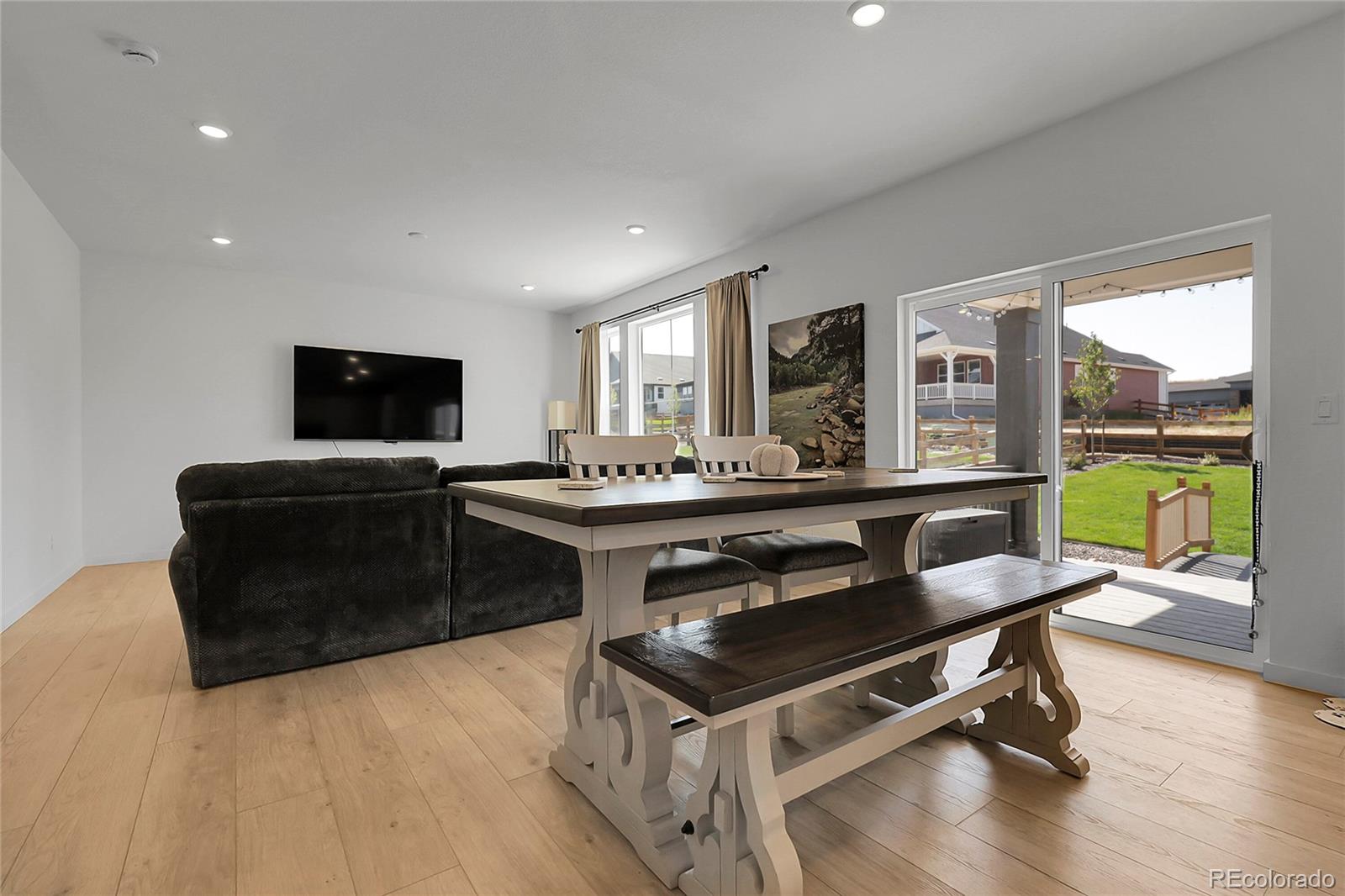 Elizabeth, Colorado, 80107, United States, 3 Bedrooms Bedrooms, ,3 BathroomsBathrooms,Residential,For Sale,1938845