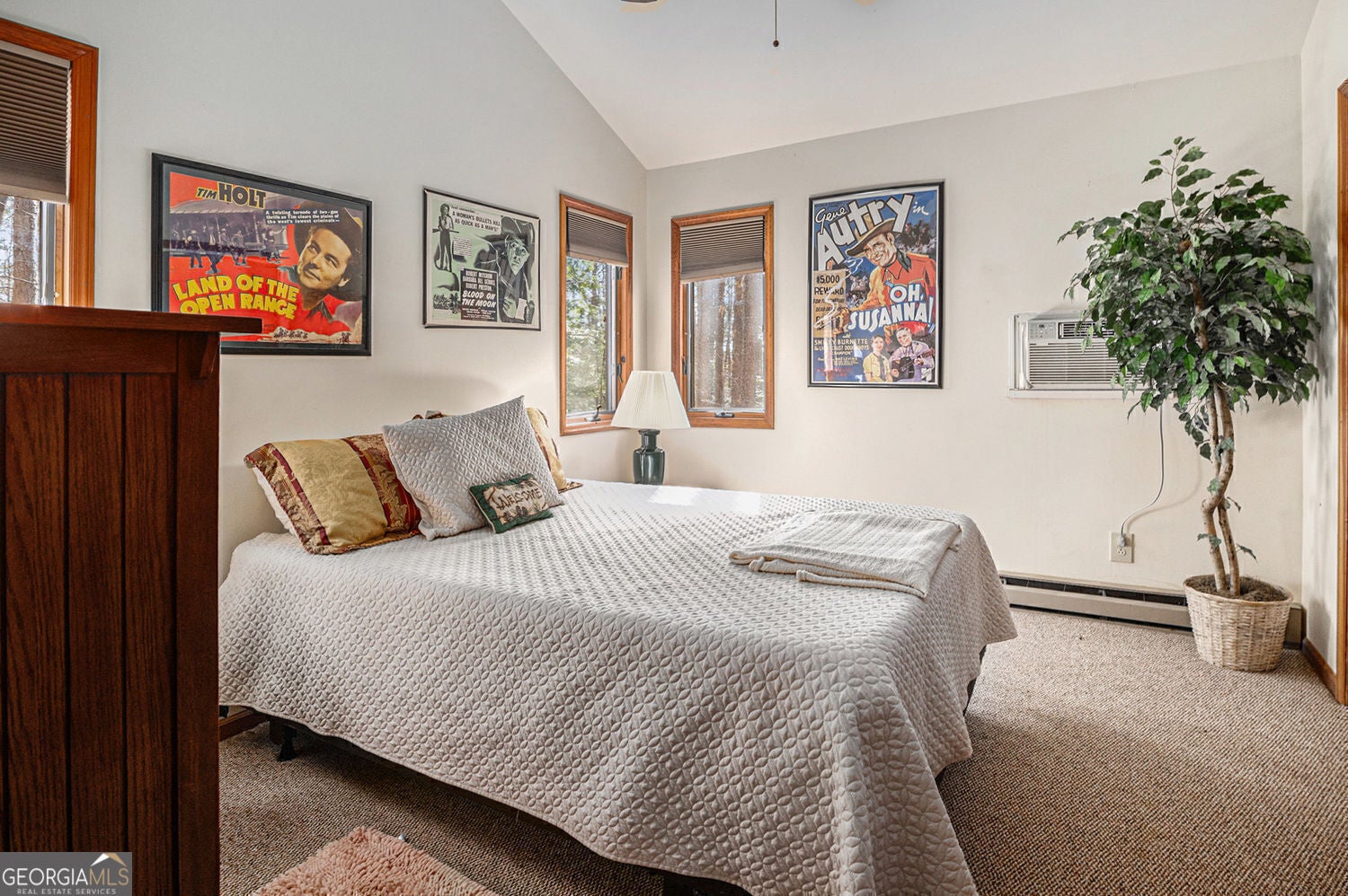 Dahlonega, Georgia, 30533, United States, 3 Bedrooms Bedrooms, ,2 BathroomsBathrooms,Residential,For Sale,1858994