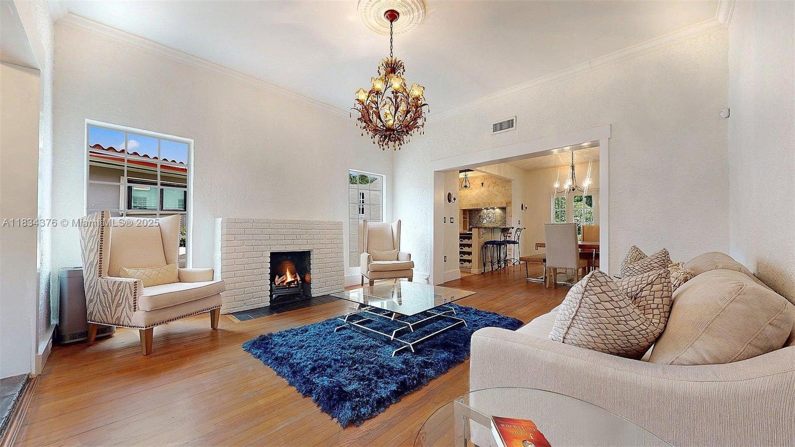 Coral Gables, Florida, 33134, United States, 2 Bedrooms Bedrooms, ,2 BathroomsBathrooms,Residential,For Sale,1989880