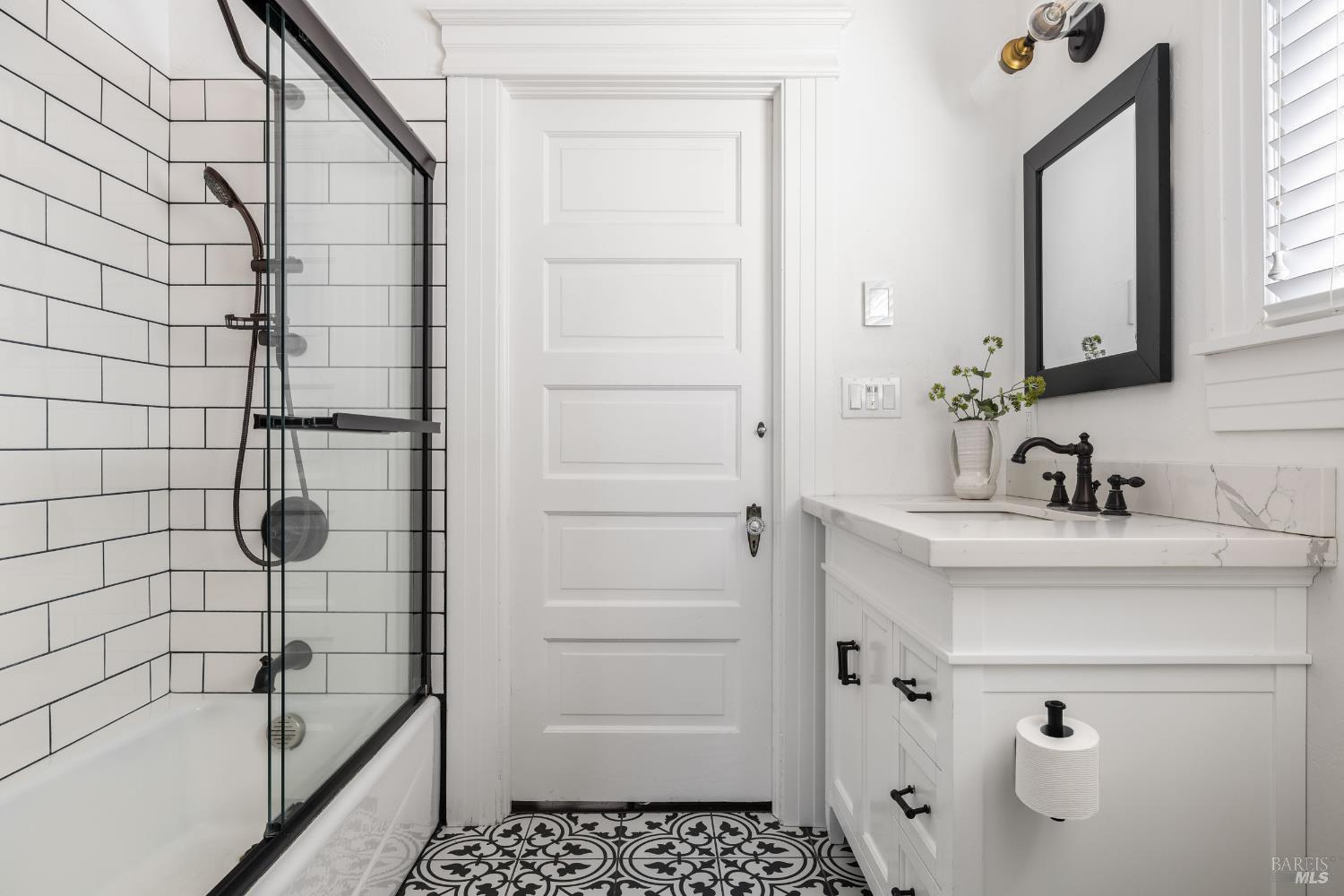 Petaluma, California, 94952, United States, 3 Bedrooms Bedrooms, ,2 BathroomsBathrooms,Residential,For Sale,1977520