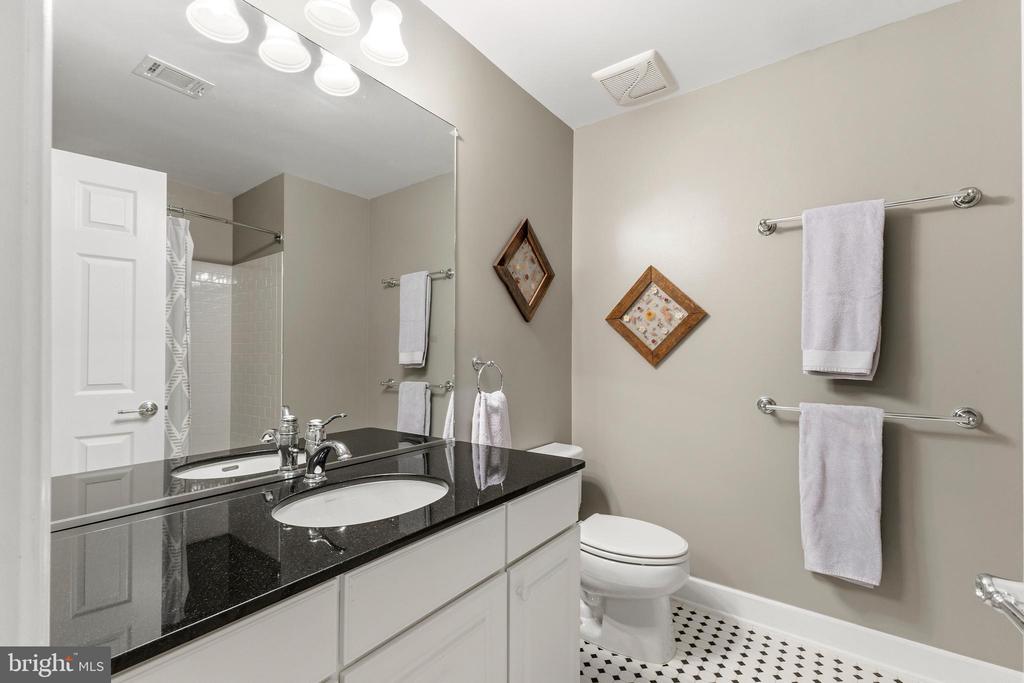 Leesburg, Virginia, 20175, United States, 3 Bedrooms Bedrooms, ,4 BathroomsBathrooms,Residential,For Sale,2049471
