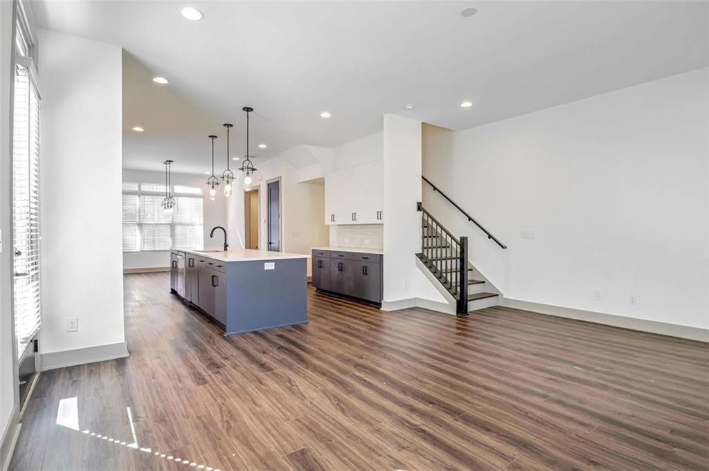 Atlanta, Georgia, 30307, United States, 3 Bedrooms Bedrooms, ,4 BathroomsBathrooms,Residential,For Sale,1837397