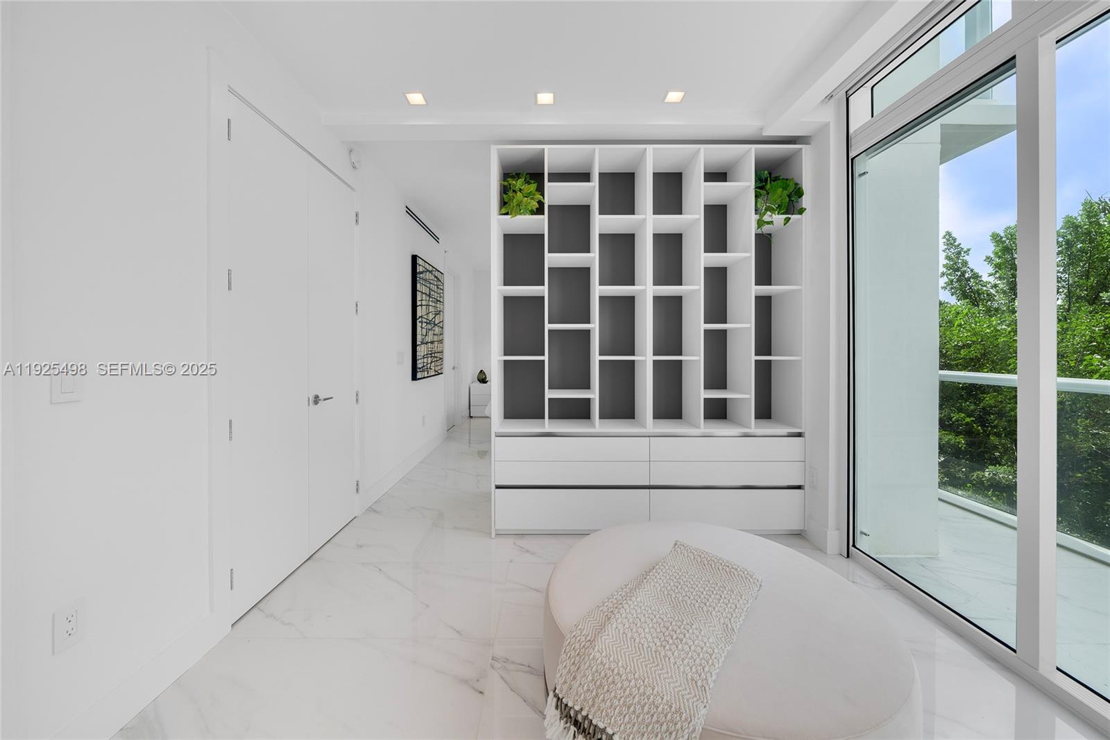 Miami Beach, Florida, 33139, United States, 3 Bedrooms Bedrooms, ,4 BathroomsBathrooms,Residential,For Sale,2003256