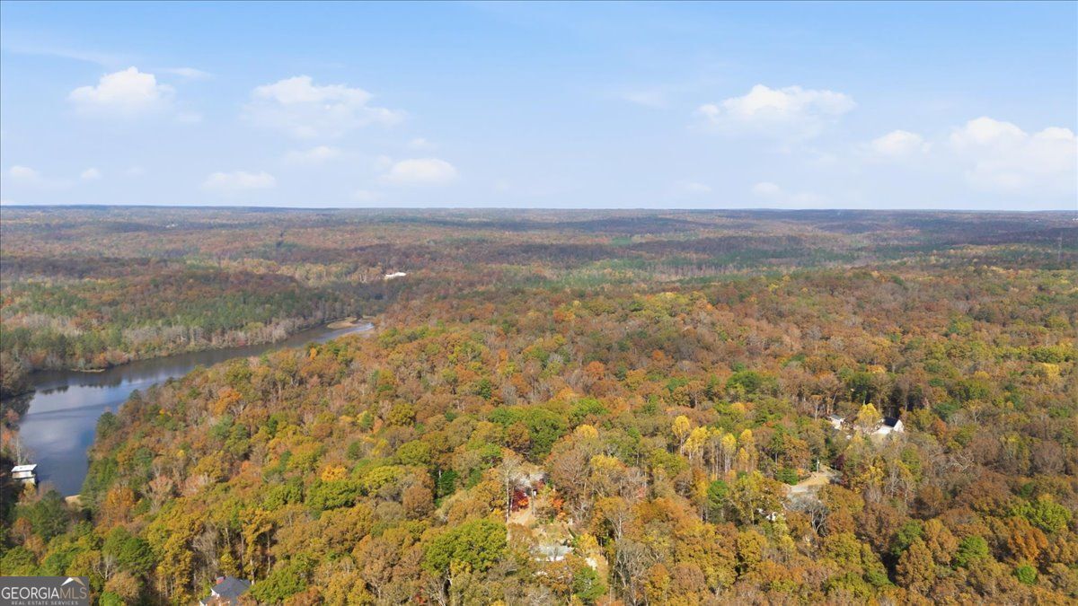 Douglasville, Georgia, 30135, United States, 5 Bedrooms Bedrooms, ,3 BathroomsBathrooms,Residential,For Sale,1988782