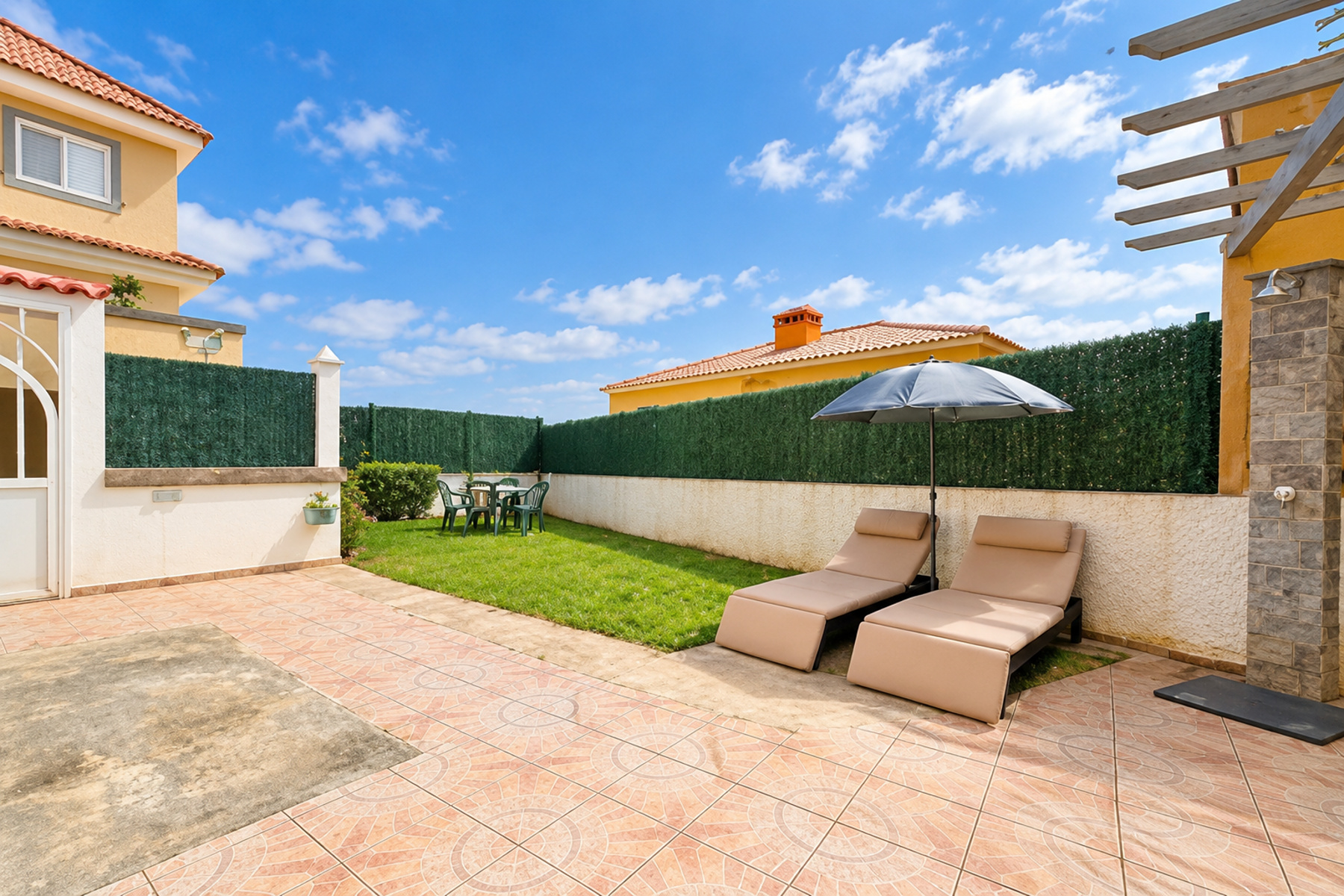  Semi-detached villa with garden, chill-out area & garage in Las Mesas - 物件實景