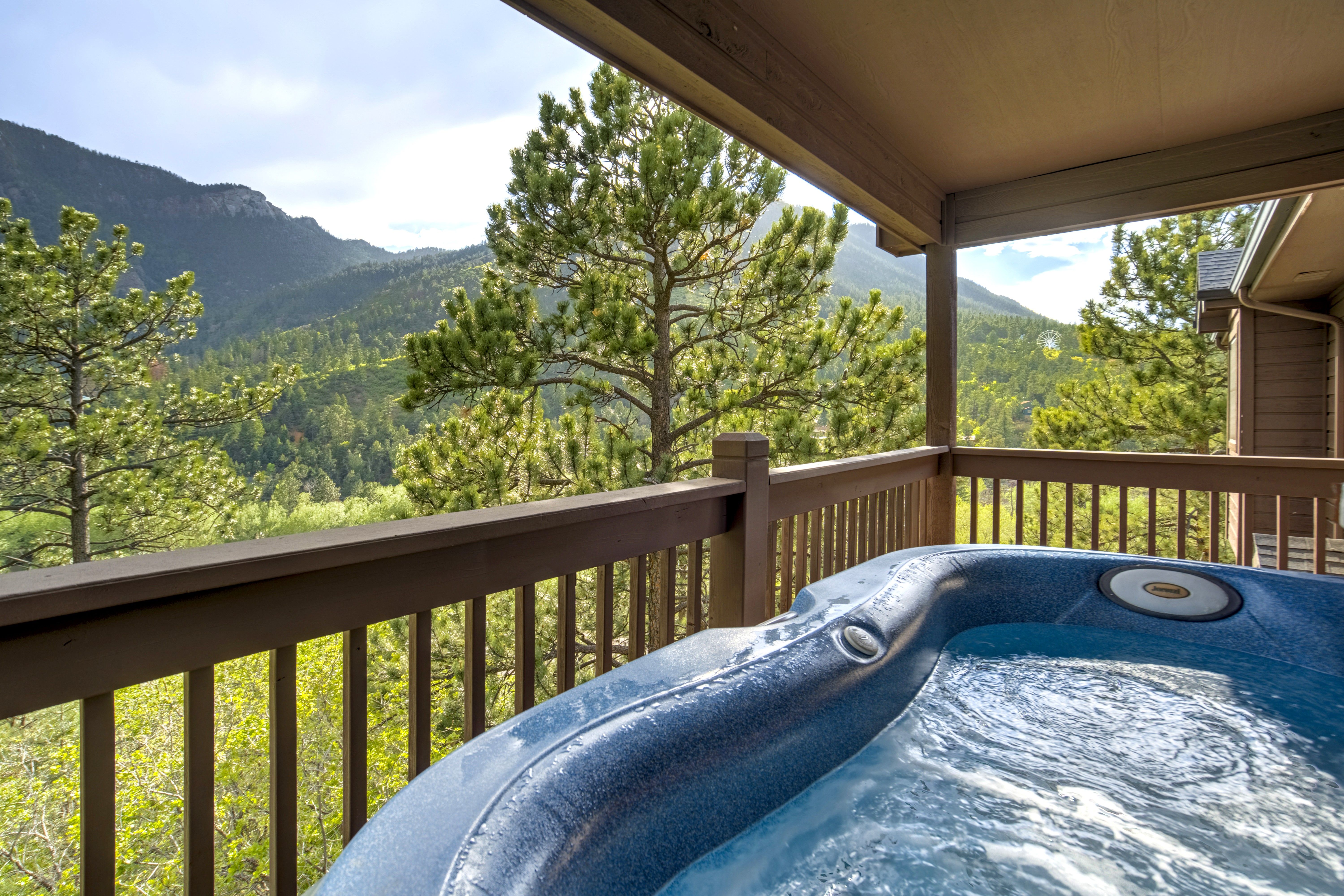  Custom Mountain Home Perfectly Positioned on the Sunny Side of Cascade - 物件實景