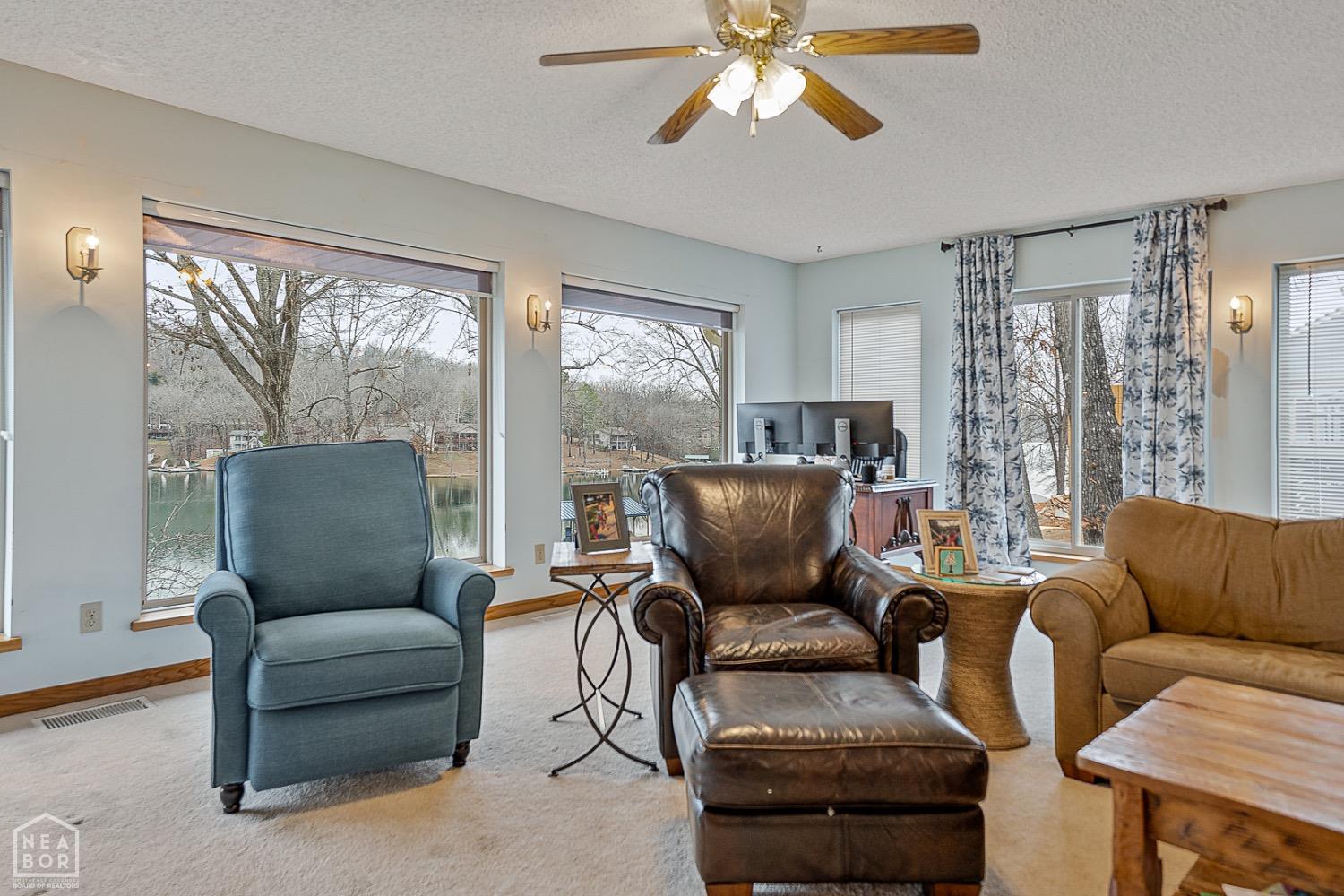 Cherokee Village, Arkansas, 72529, United States, 6 Bedrooms Bedrooms, ,3 BathroomsBathrooms,Residential,For Sale,1983477