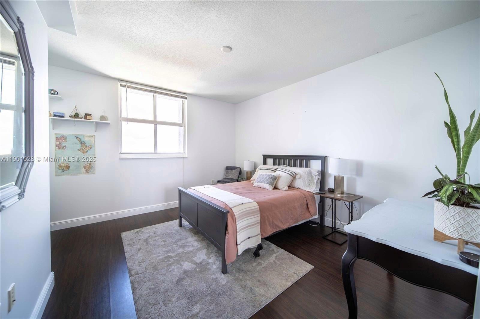 Miami, Florida, 33130, United States, 2 Bedrooms Bedrooms, ,2 BathroomsBathrooms,Residential,For Sale,1970069