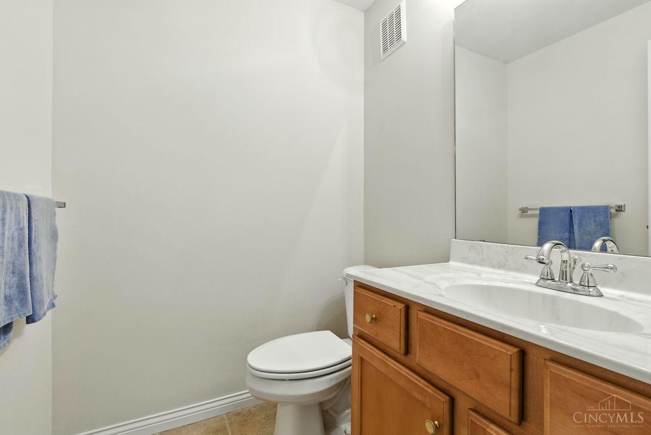 Fairfield Twp, Ohio, 45011, United States, 4 Bedrooms Bedrooms, ,4 BathroomsBathrooms,Residential,For Sale,1949510