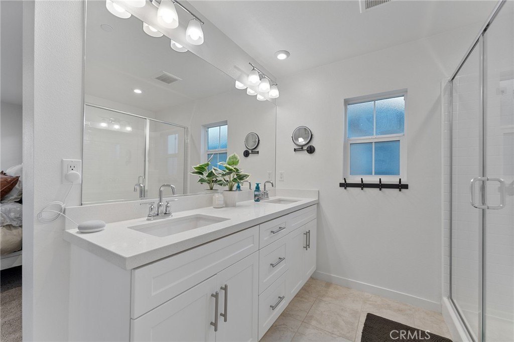 Fontana, California, 92336, United States, 3 Bedrooms Bedrooms, ,3 BathroomsBathrooms,Residential,For Sale,1928746