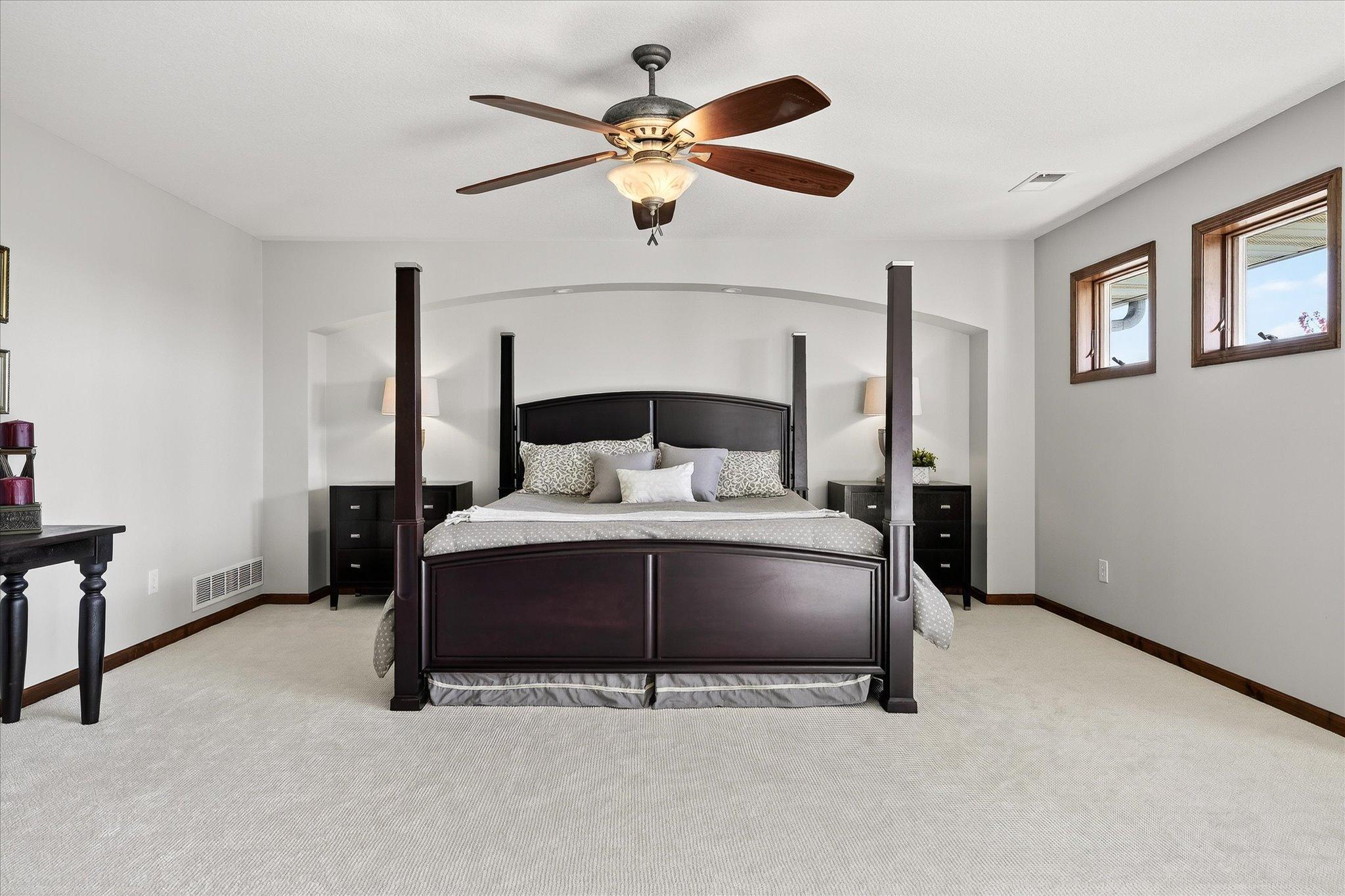 Medina, Minnesota, 55340, United States, 5 Bedrooms Bedrooms, ,3 BathroomsBathrooms,Residential,For Sale,1989034