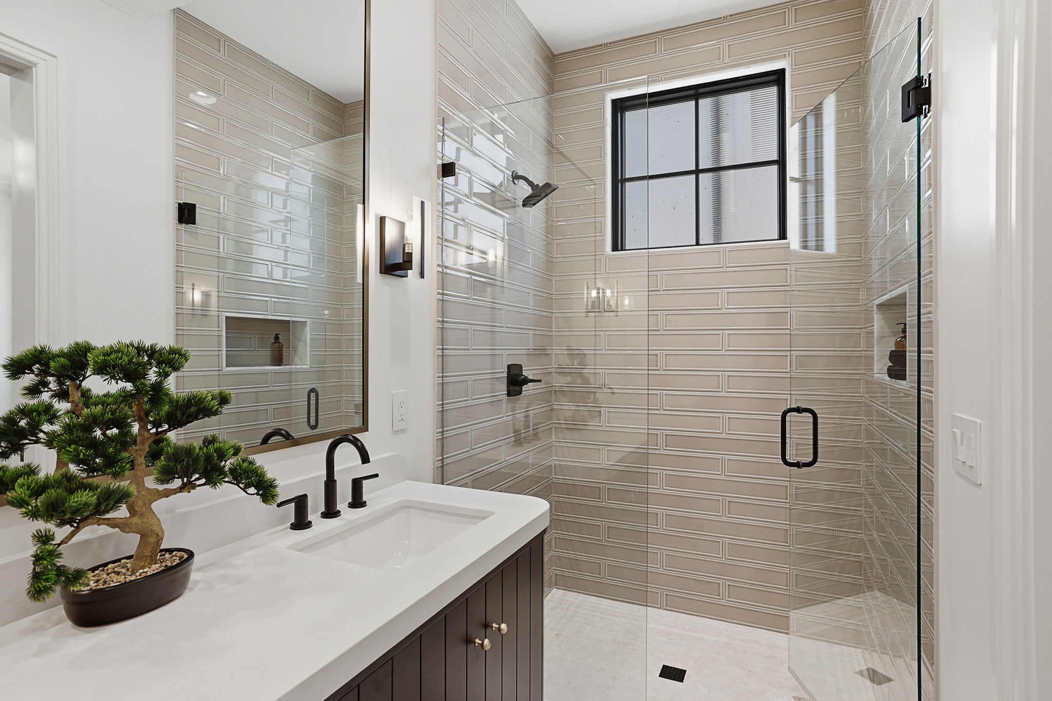  101 Sherwood Street, Unit 100 Greenville, SC 29601 - 物件實景