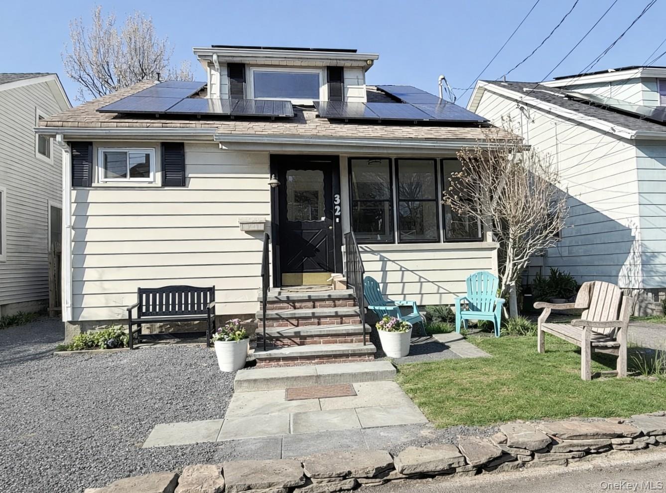 9th Ave, Sea Cliff, NY 11579