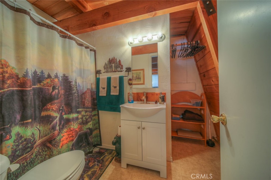 Big Bear Lake, California, 92315, United States, 3 Bedrooms Bedrooms, ,3 BathroomsBathrooms,Residential,For Sale,1837316