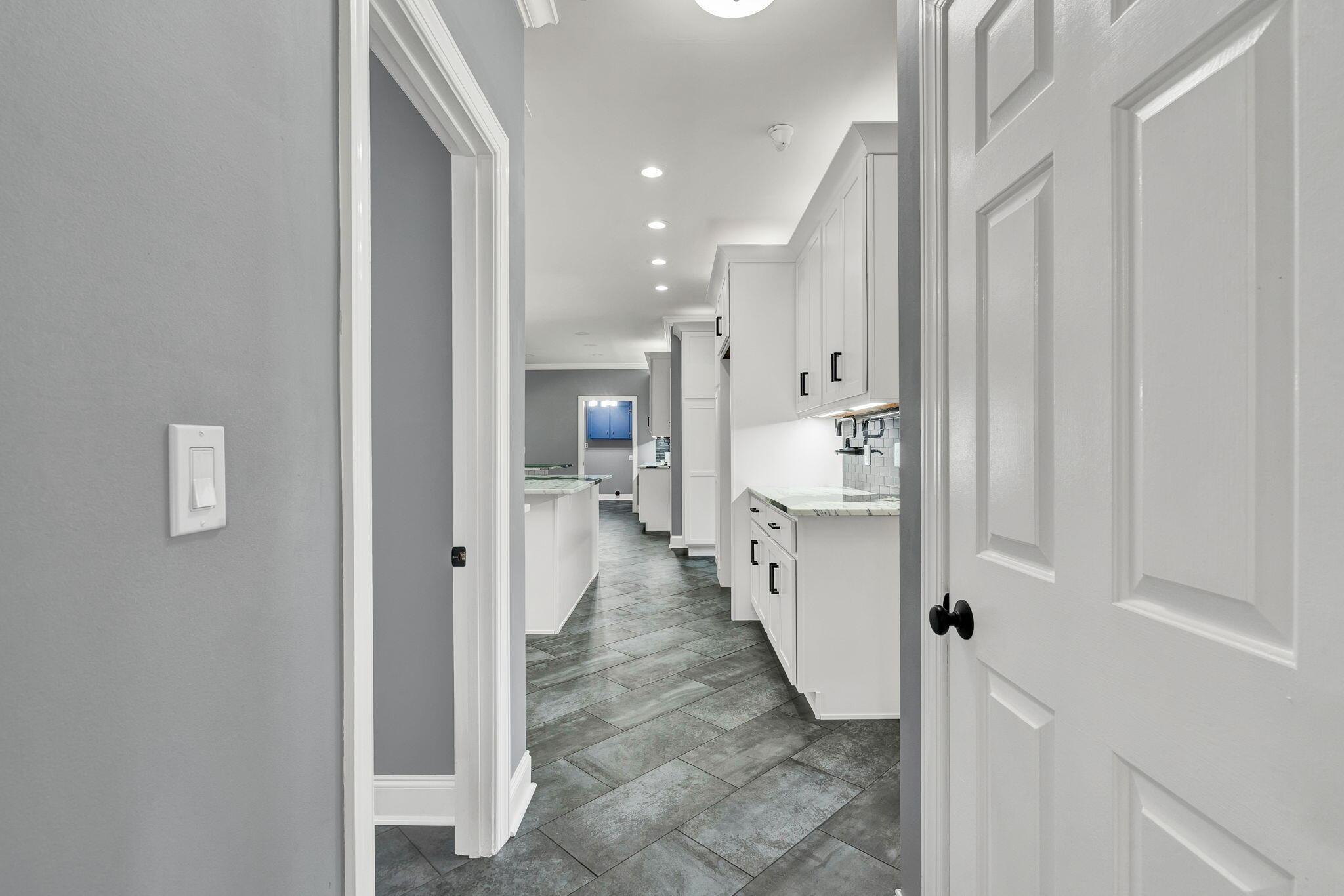 Cleveland, Tennessee, 37312, United States, 4 Bedrooms Bedrooms, ,4 BathroomsBathrooms,Residential,For Sale,1895373