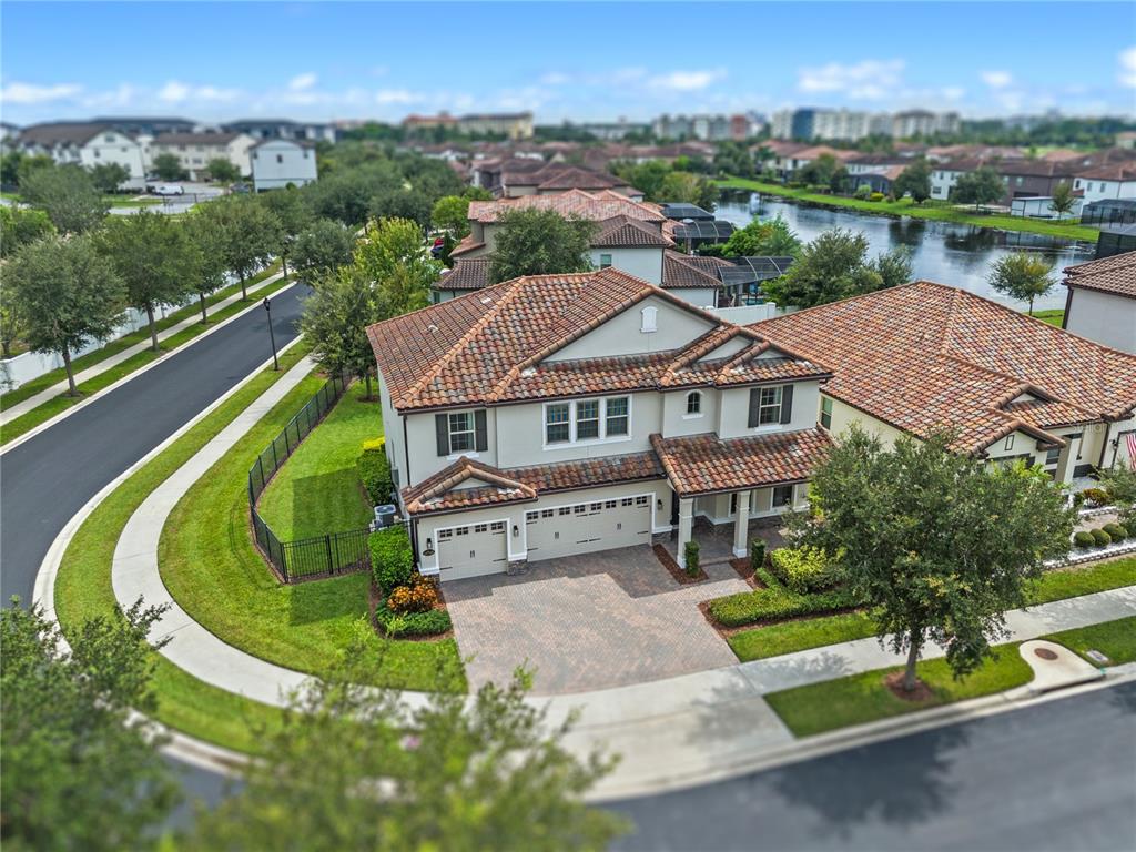 Orlando, Florida, 32836, United States, 5 Bedrooms Bedrooms, ,4 BathroomsBathrooms,Residential,For Sale,1940784