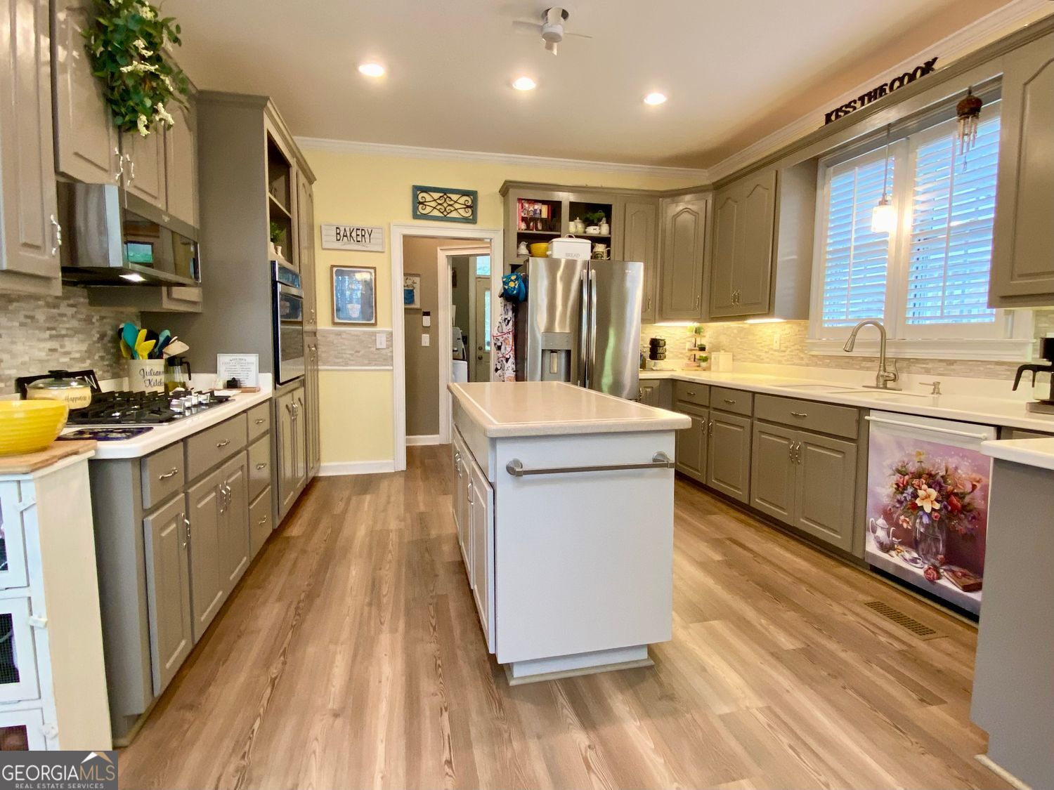 Rockmart, Georgia, 30153, United States, 5 Bedrooms Bedrooms, ,5 BathroomsBathrooms,Residential,For Sale,1858932