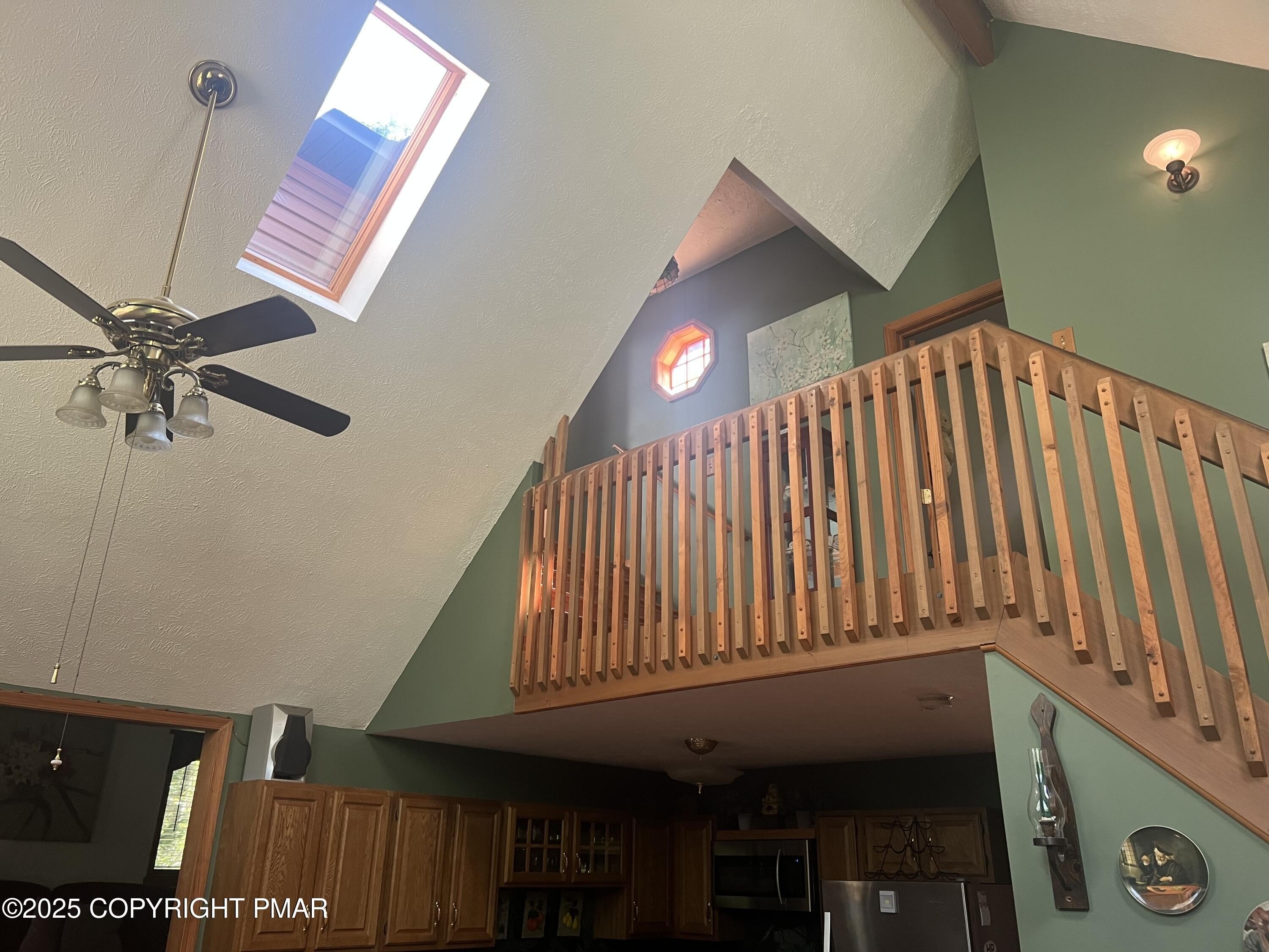 Blakeslee, Pennsylvania, 18610, United States, 4 Bedrooms Bedrooms, ,3 BathroomsBathrooms,Residential,For Sale,1982543