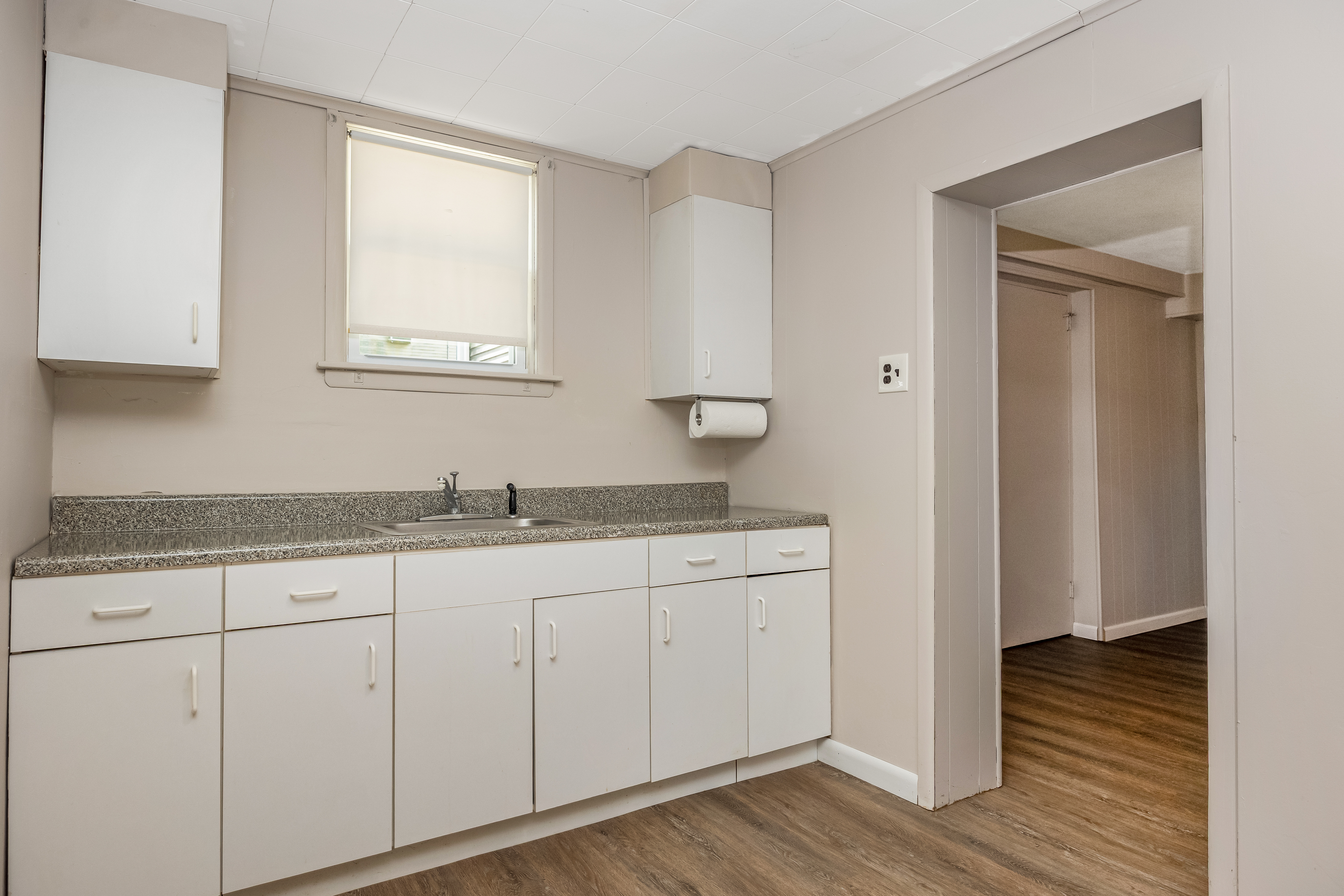 West Babylon, New York, 11704, United States, 5 Bedrooms Bedrooms, ,3 BathroomsBathrooms,Residential,For Sale,2048080