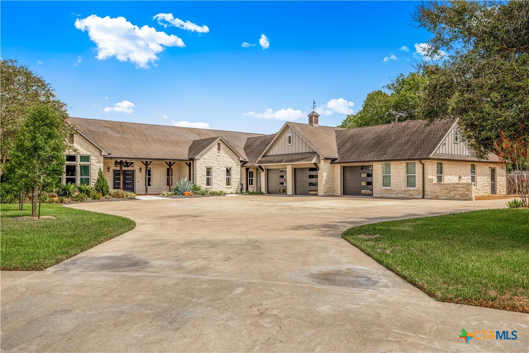 Iron Gate , Victoria, TX 77904 #1