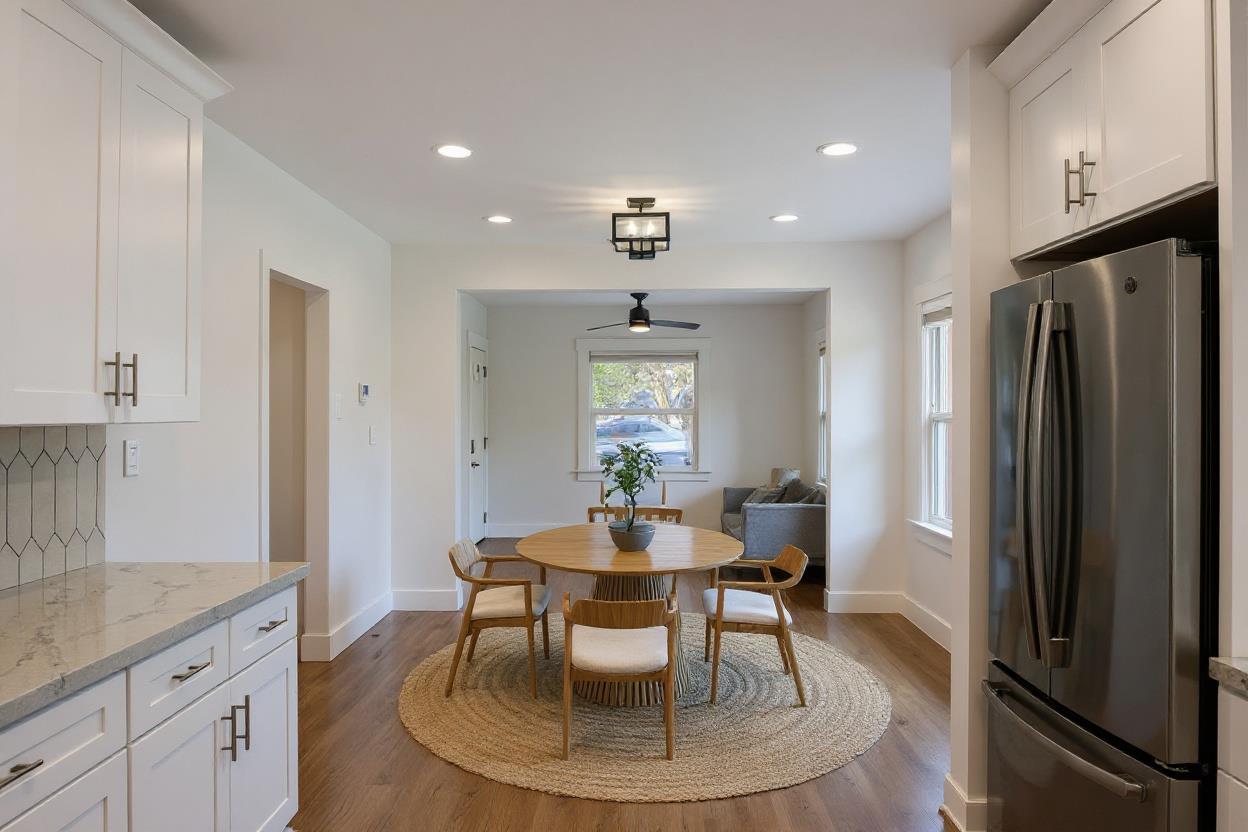 Sacramento, California, 95818, United States, 2 Bedrooms Bedrooms, ,1 BathroomBathrooms,Residential,For Sale,1975469