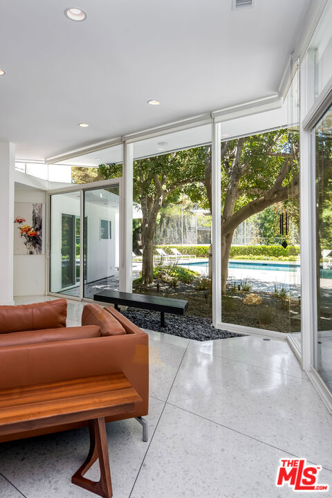 Beverly Hills, California, 90210, United States, 7 Bedrooms Bedrooms, ,2 BathroomsBathrooms,Residential,For Sale,1896171