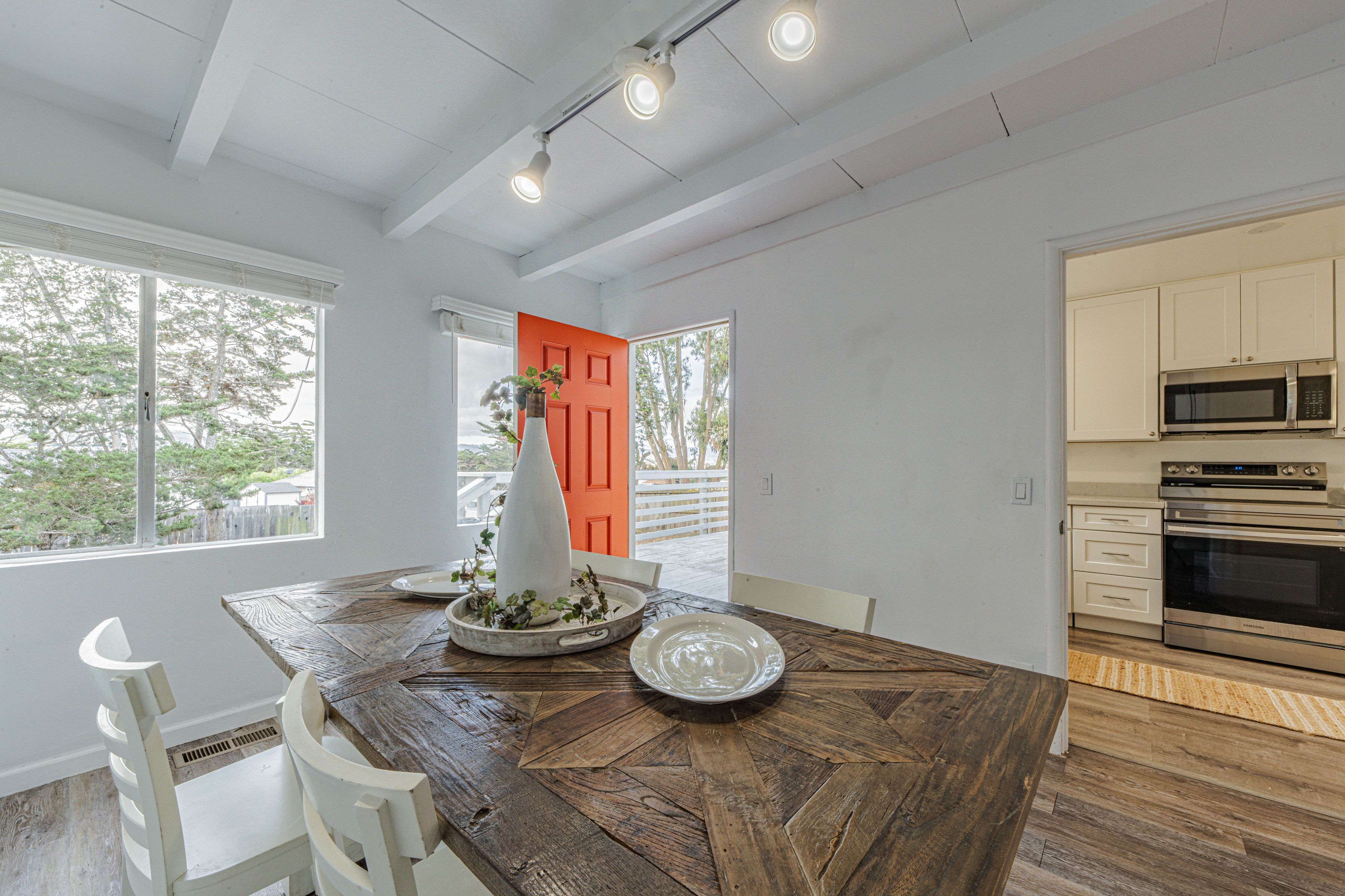  1915 Grandview Street - 物件實景