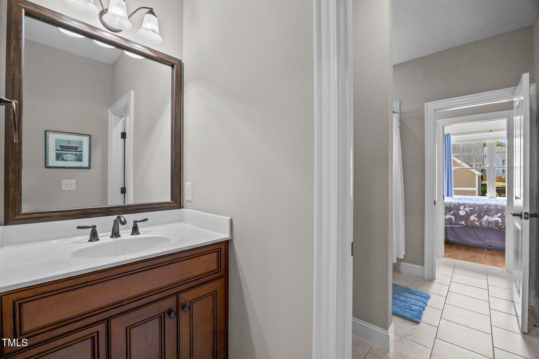 Apex, North Carolina, 27502, United States, 5 Bedrooms Bedrooms, ,4 BathroomsBathrooms,Residential,For Sale,1901280