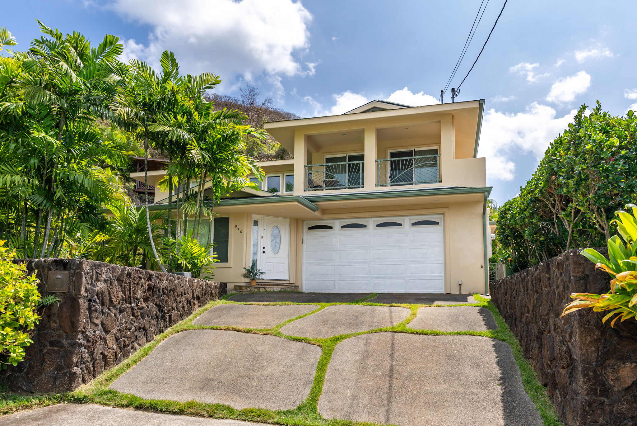 Kailua, Hawaii, 96734, United States, 6 Bedrooms Bedrooms, ,4 BathroomsBathrooms,Residential,For Sale,1981977