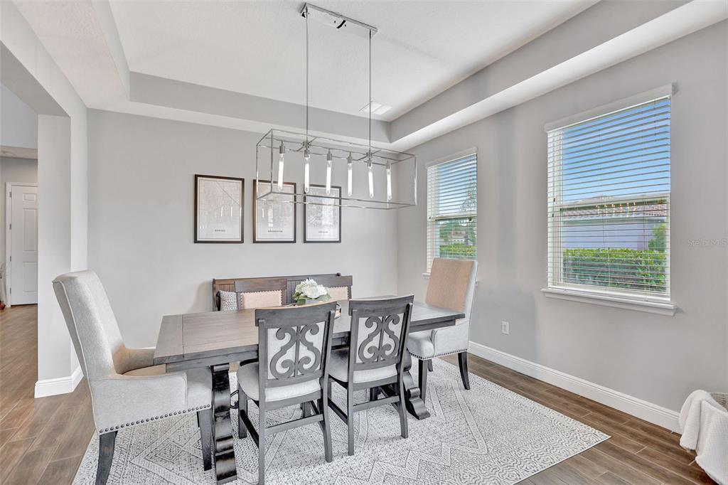 Bradenton, Florida, 34212, United States, 5 Bedrooms Bedrooms, ,5 BathroomsBathrooms,Residential,For Sale,1917227