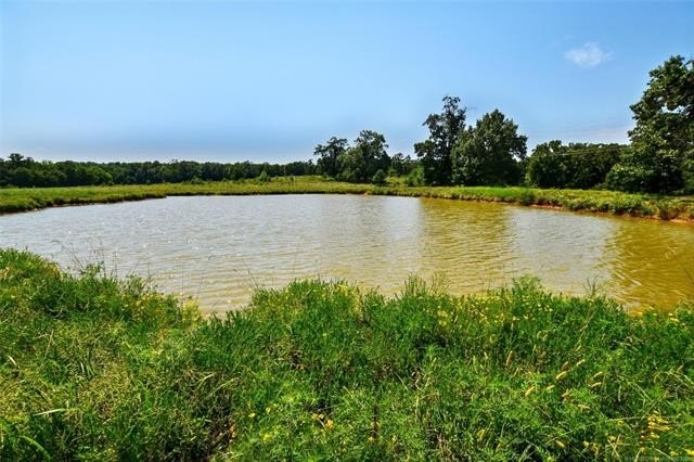 Hulbert, Oklahoma, 74441, United States, 4 Bedrooms Bedrooms, ,2 BathroomsBathrooms,Residential,For Sale,1983327