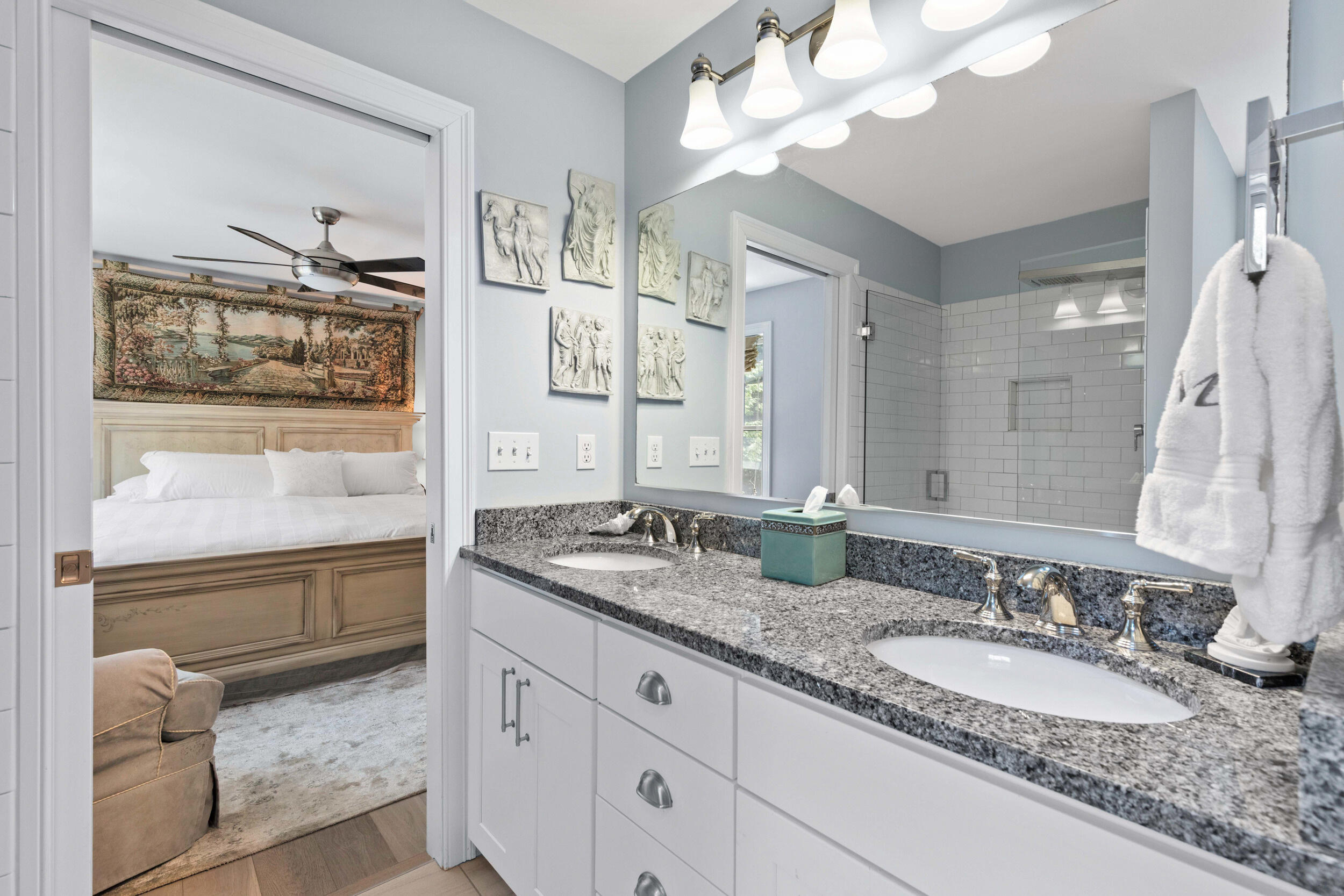 Falmouth, Maine, 04105, United States, 3 Bedrooms Bedrooms, ,3 BathroomsBathrooms,Residential,For Sale,1917362