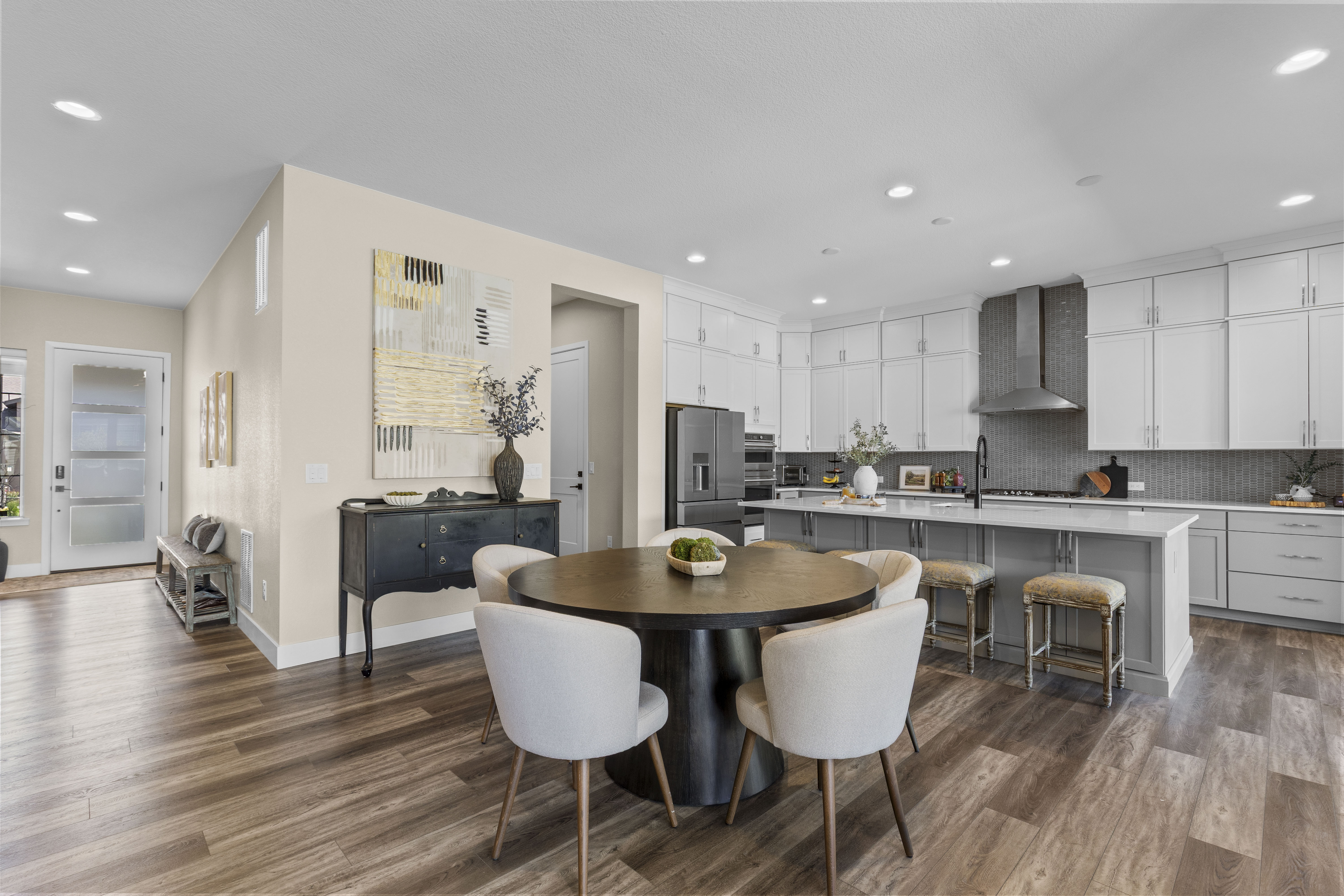  100% Move-in Ready and Beautifully Designed - 物件實景
