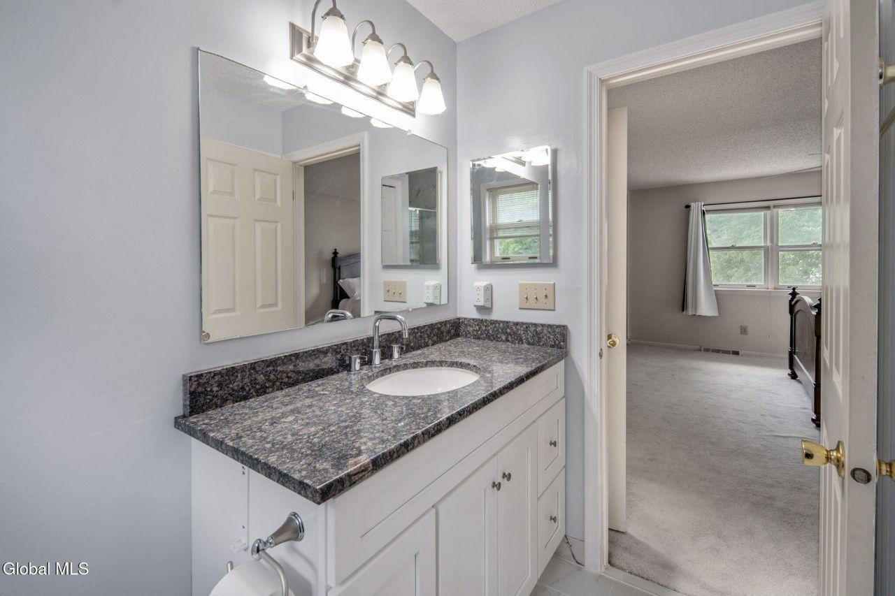 Guilderland, New York, 12303, United States, 4 Bedrooms Bedrooms, ,3 BathroomsBathrooms,Residential,For Sale,1891767