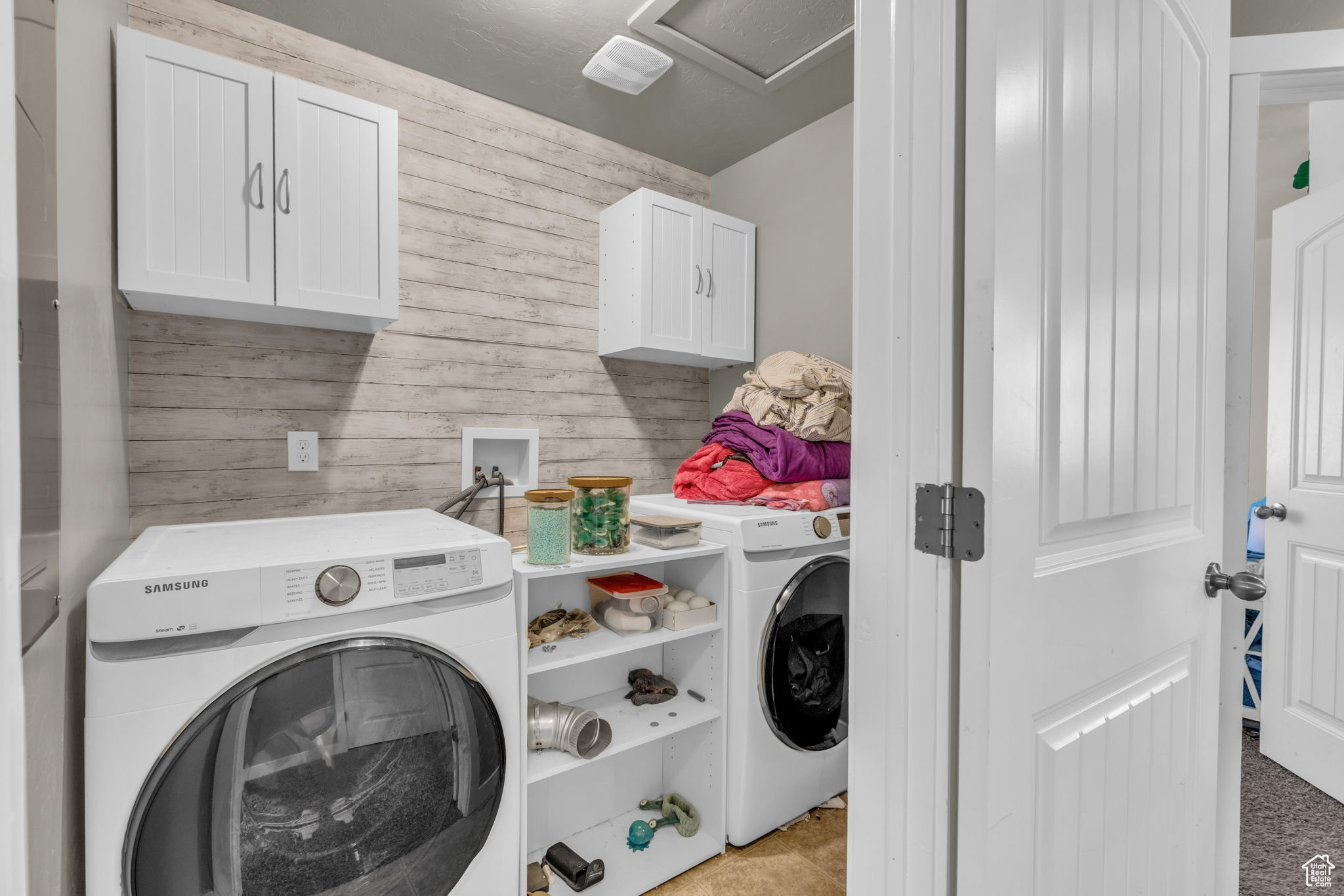 Stansbury Park, Utah, 84074, United States, 4 Bedrooms Bedrooms, ,3 BathroomsBathrooms,Residential,For Sale,1956309