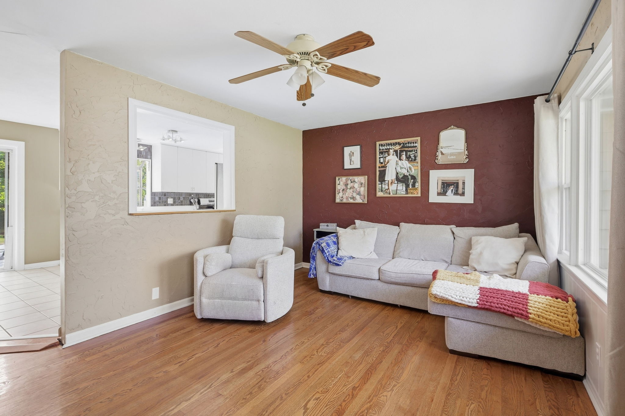  8519 West 69th Terrace, Overland Park, KS 66204 - 物件實景