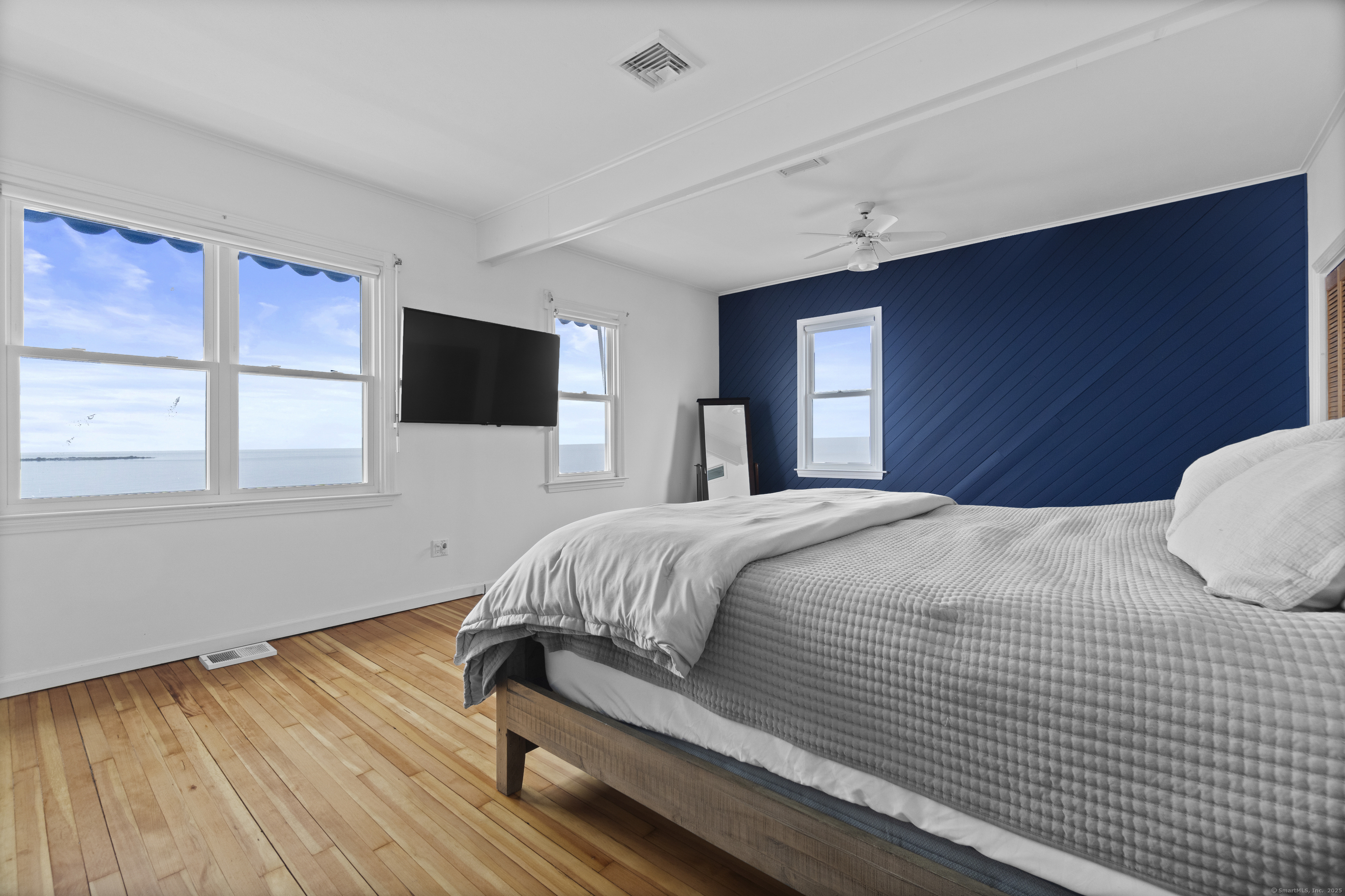 East Haven, Connecticut, 06512, United States, 4 Bedrooms Bedrooms, ,2 BathroomsBathrooms,Residential,For Sale,1939222
