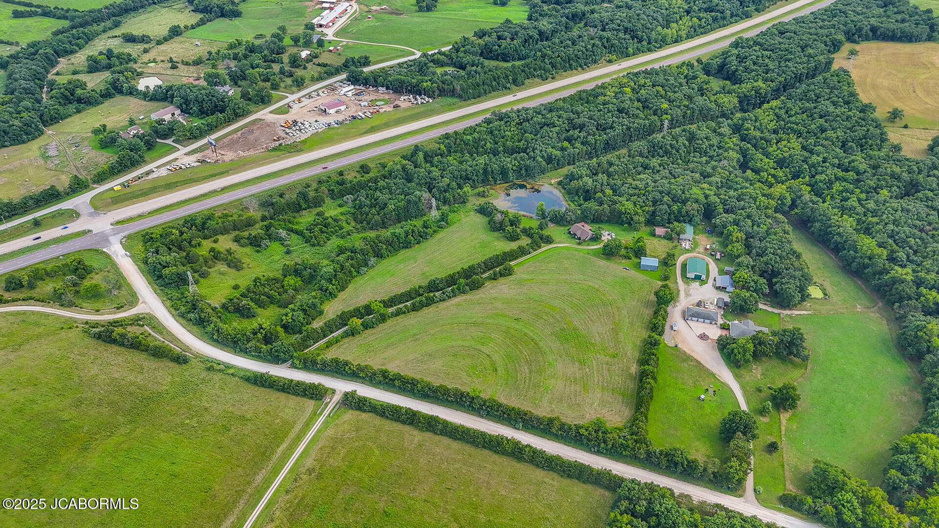 New Bloomfield, Missouri, 65063, United States, 3 Bedrooms Bedrooms, ,2 BathroomsBathrooms,Residential,For Sale,1978608