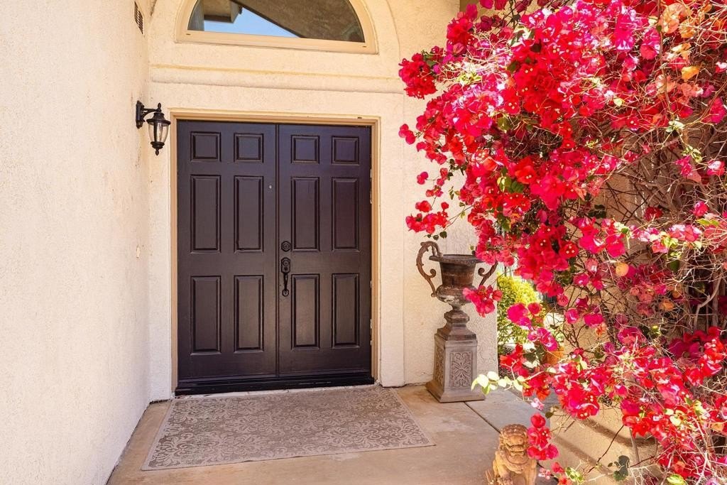 Simi Valley, California, 93065, United States, 3 Bedrooms Bedrooms, ,3 BathroomsBathrooms,Residential,For Sale,1883421