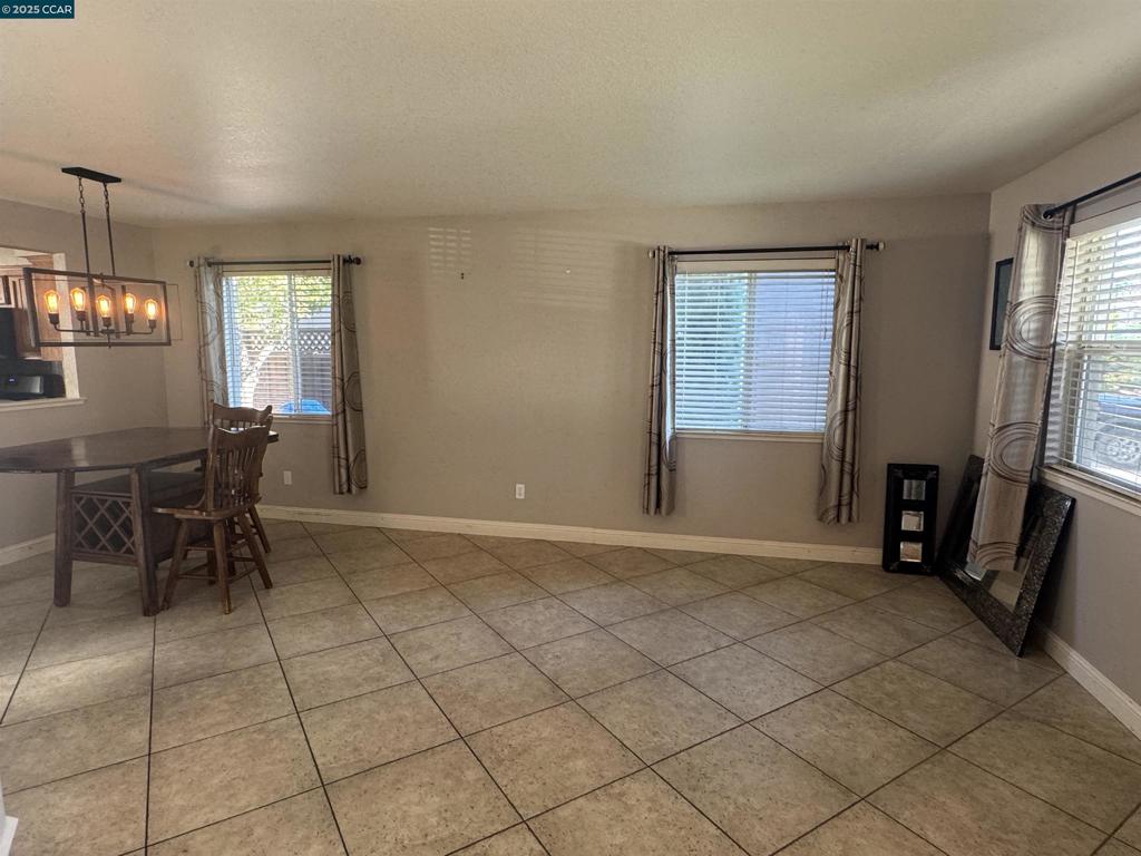 Antioch, California, 94531, United States, 5 Bedrooms Bedrooms, ,3 BathroomsBathrooms,Residential,For Sale,2008127