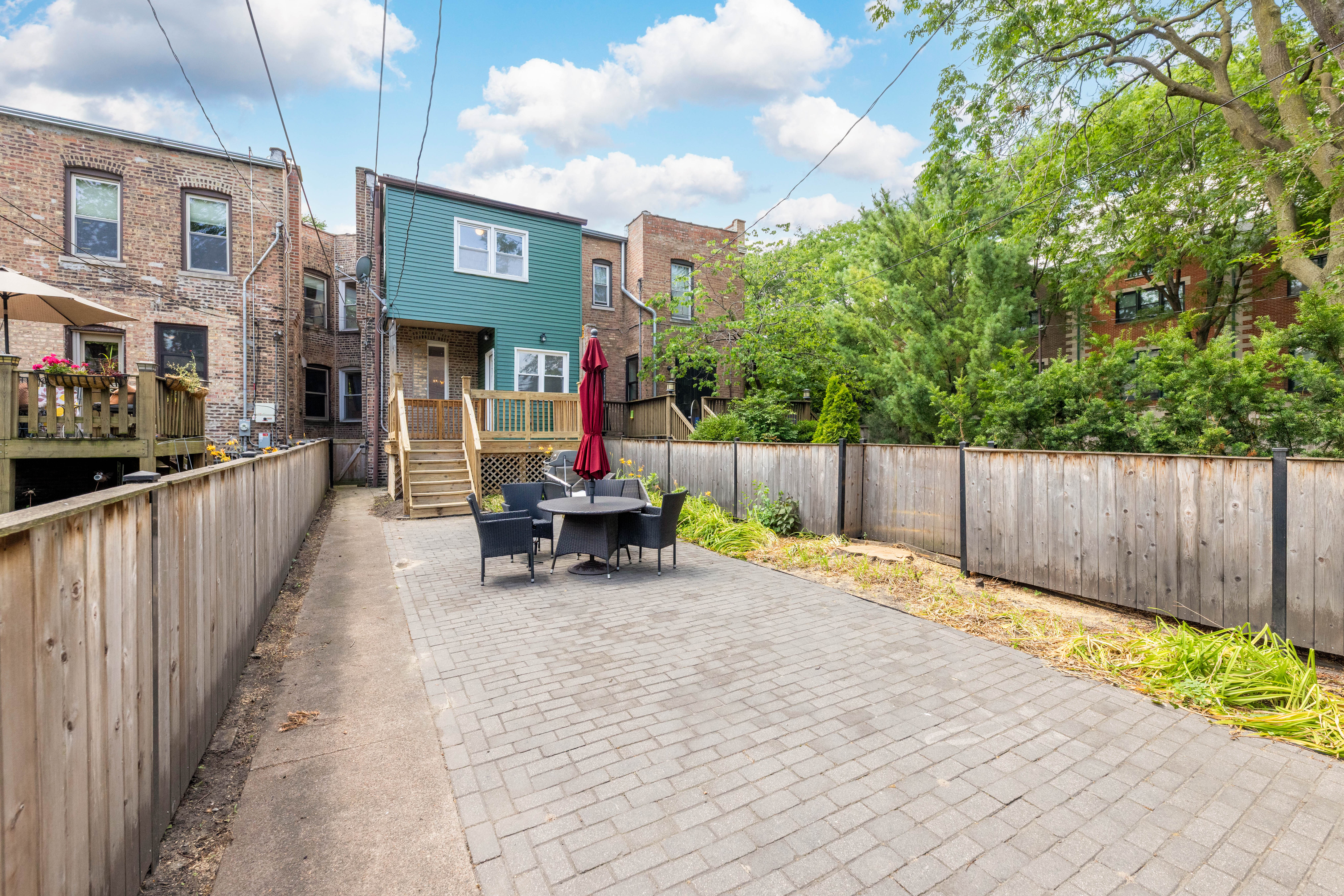  A Rare Opportunity to Own a Quintessential Vintage Rowhome - 物件實景