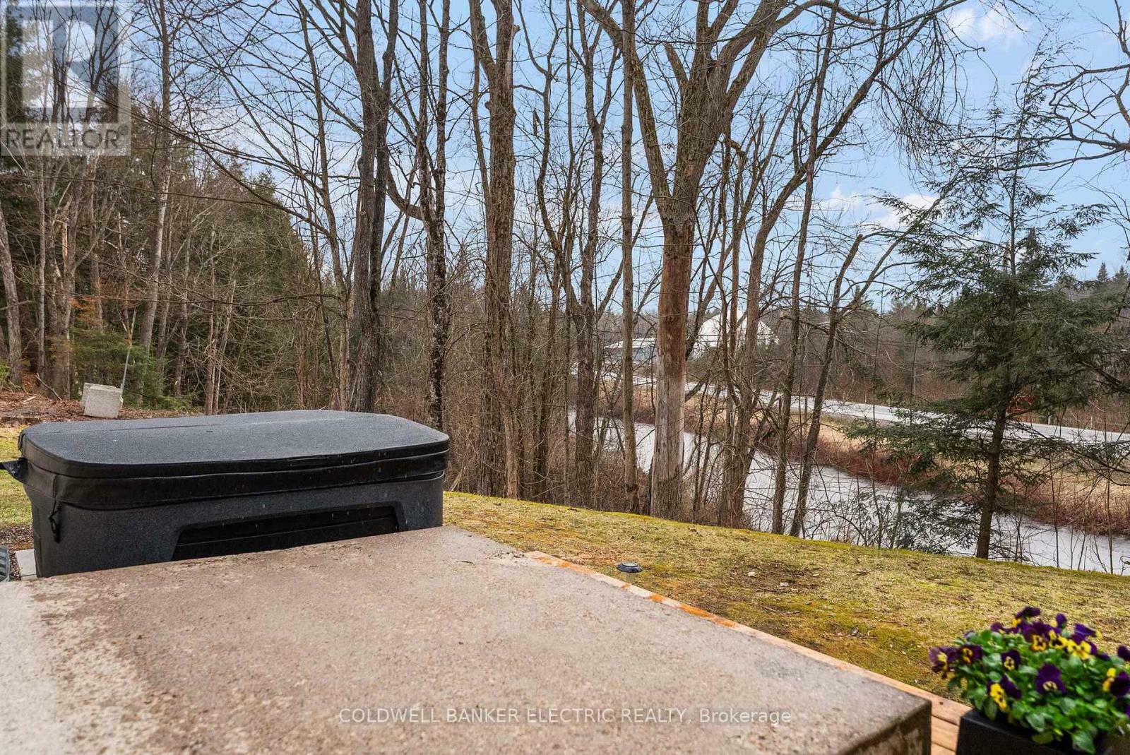 NORTH KAWARTHA, Ontario, K0L 1A0, CA, 3 Bedrooms Bedrooms, ,1 BathroomBathrooms,Residential,For Sale,1882801